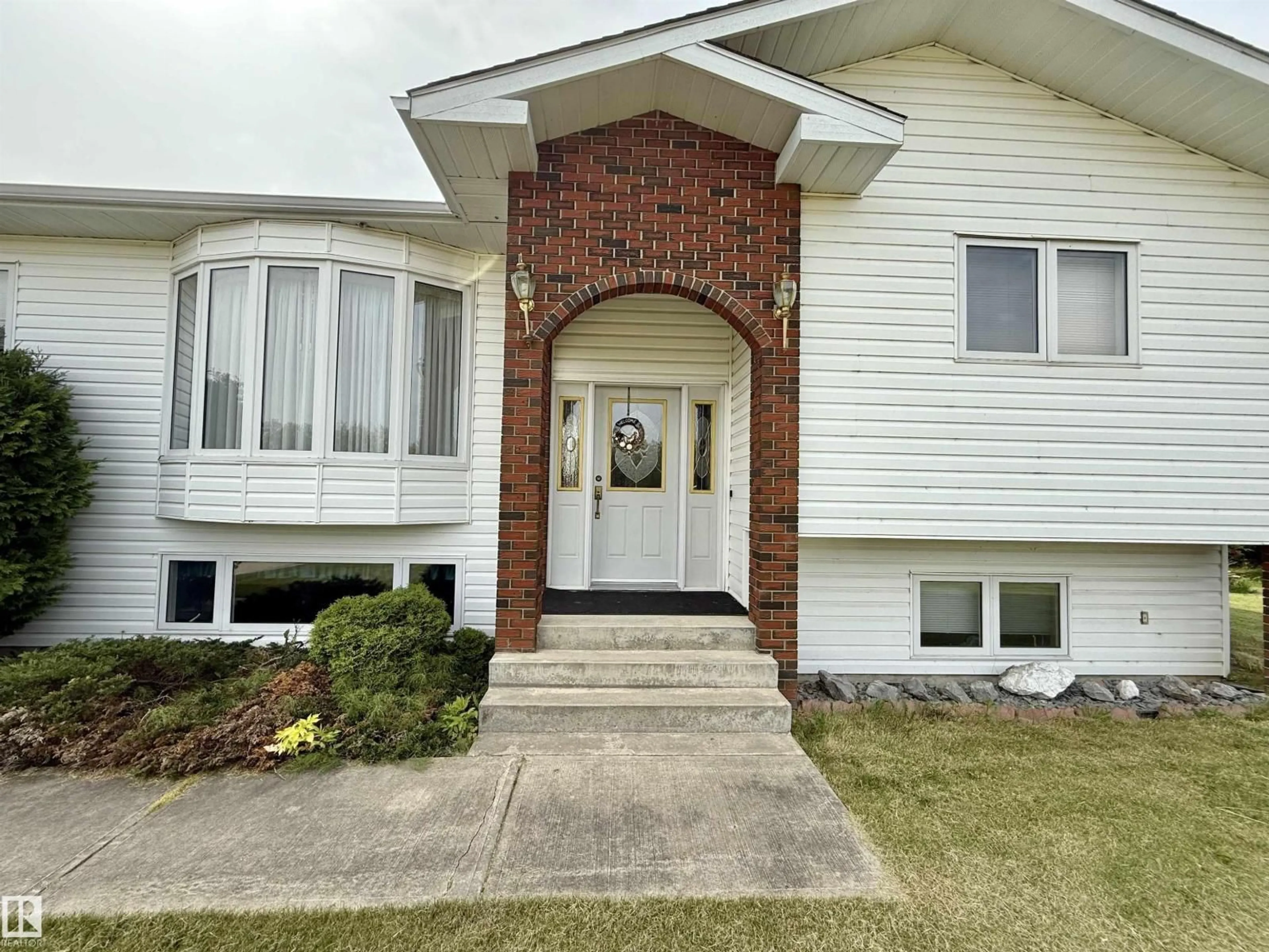 Unknown for 3711 RAILWAY AV, Mallaig Alberta T0A2K0