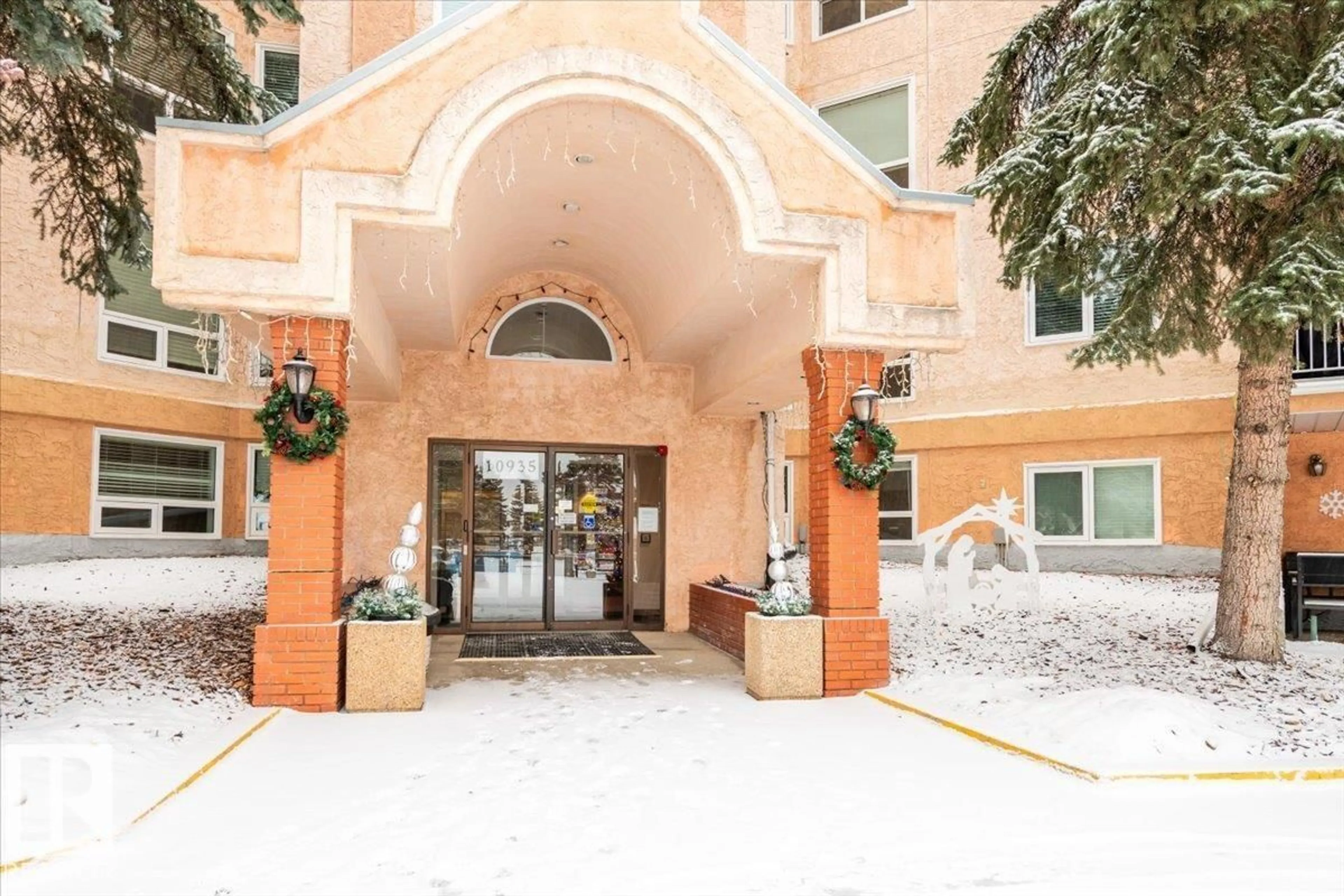 Unknown for #111 - 10935 21 AV, Edmonton Alberta T6J6R3