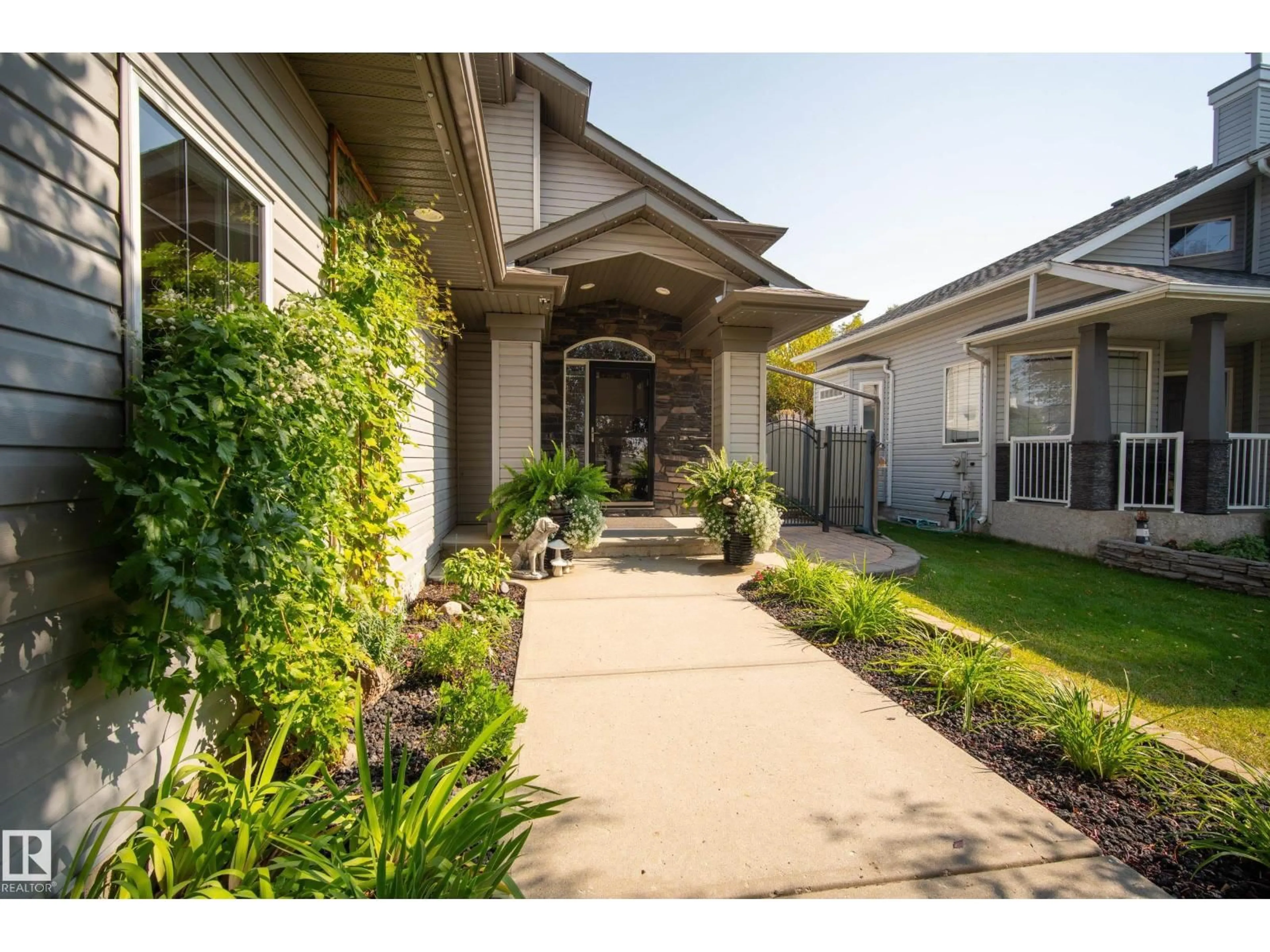 Unknown for 142 HIGHGROVE TC, Sherwood Park Alberta T8A6G8