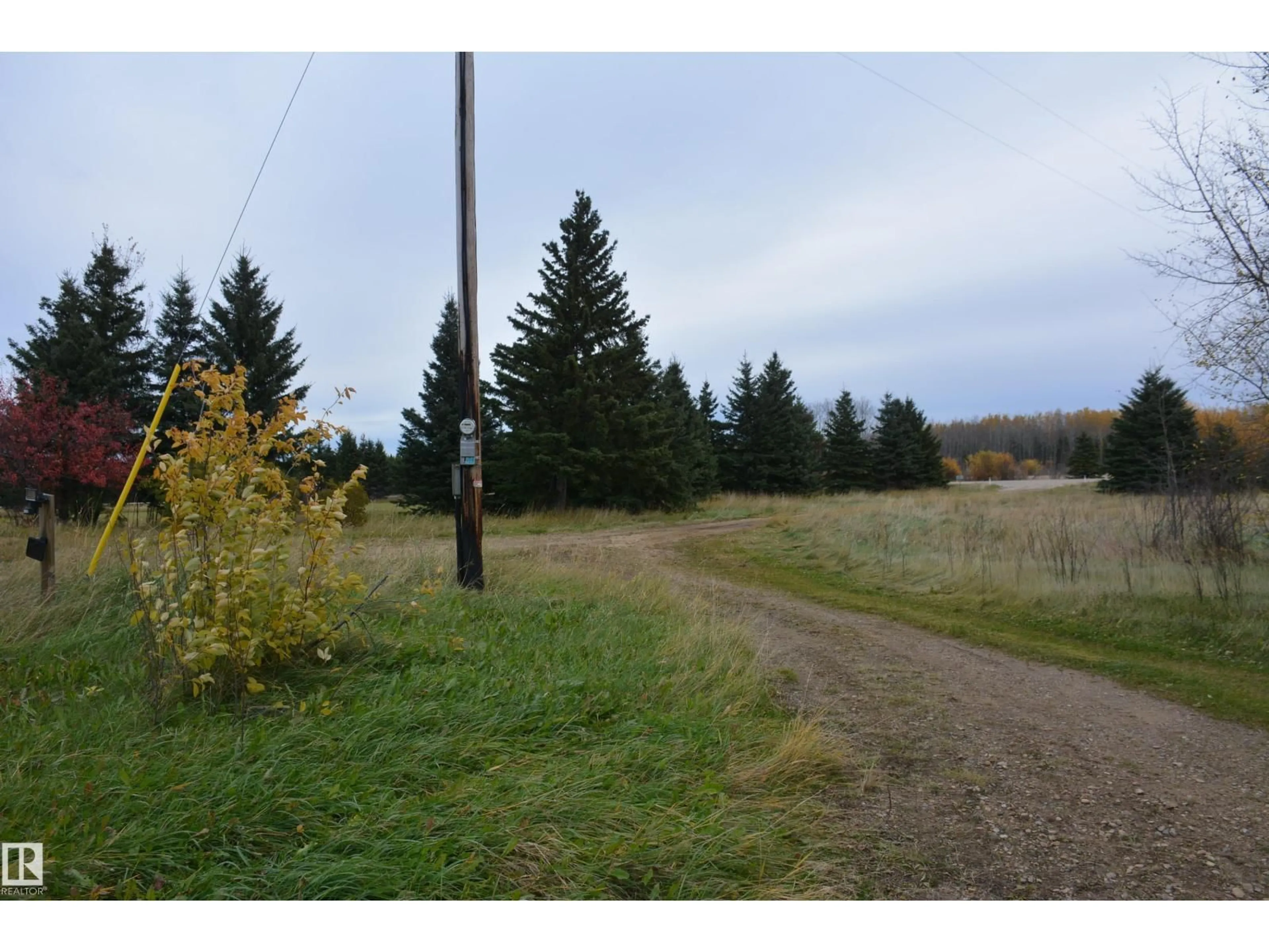 Blurry image for 690060 HWY 44, Rural Lesser Slave River M.D. Alberta T0G2B0