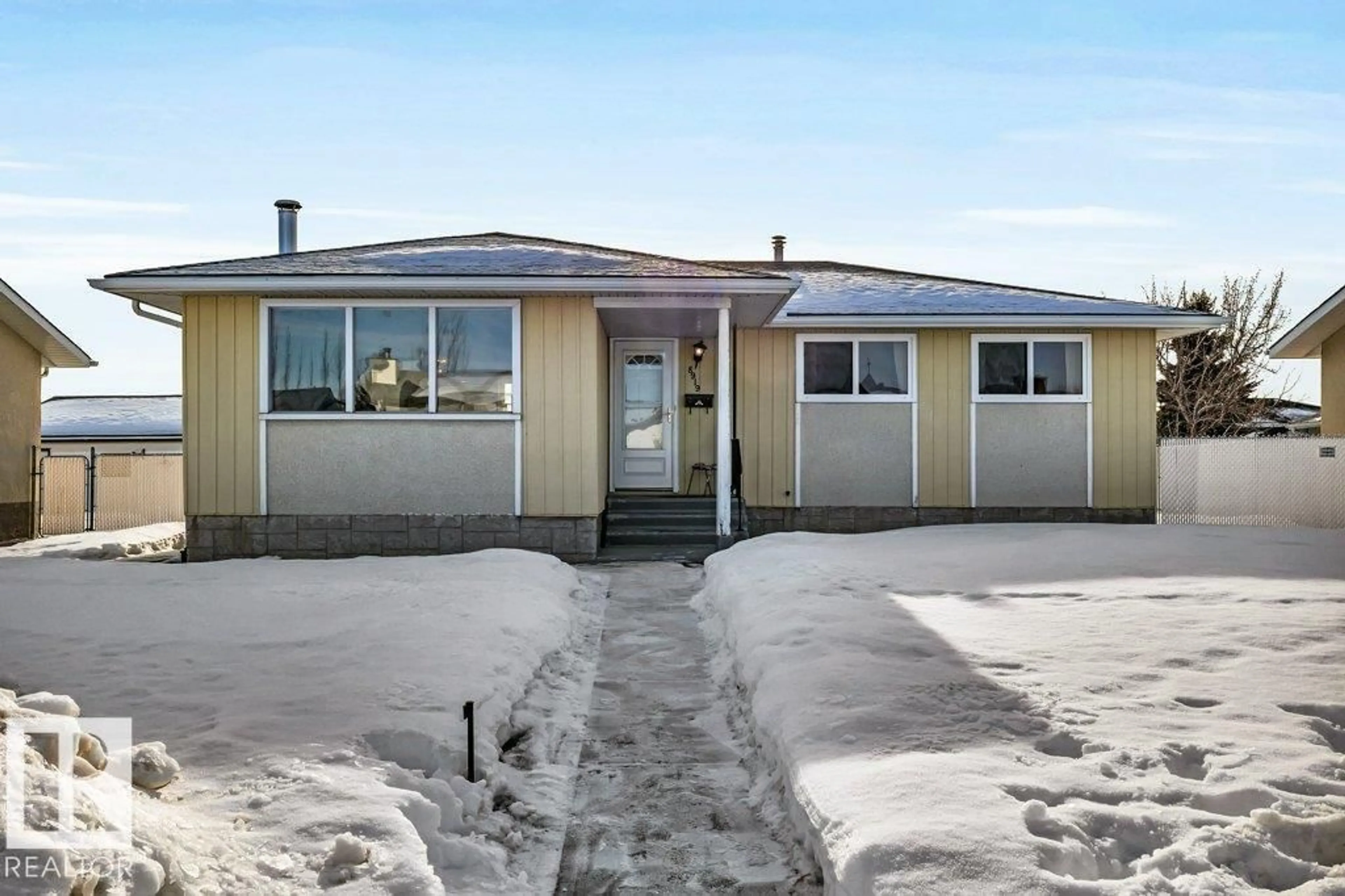 Unknown for 8919 152A AV, Edmonton Alberta T5E2S6