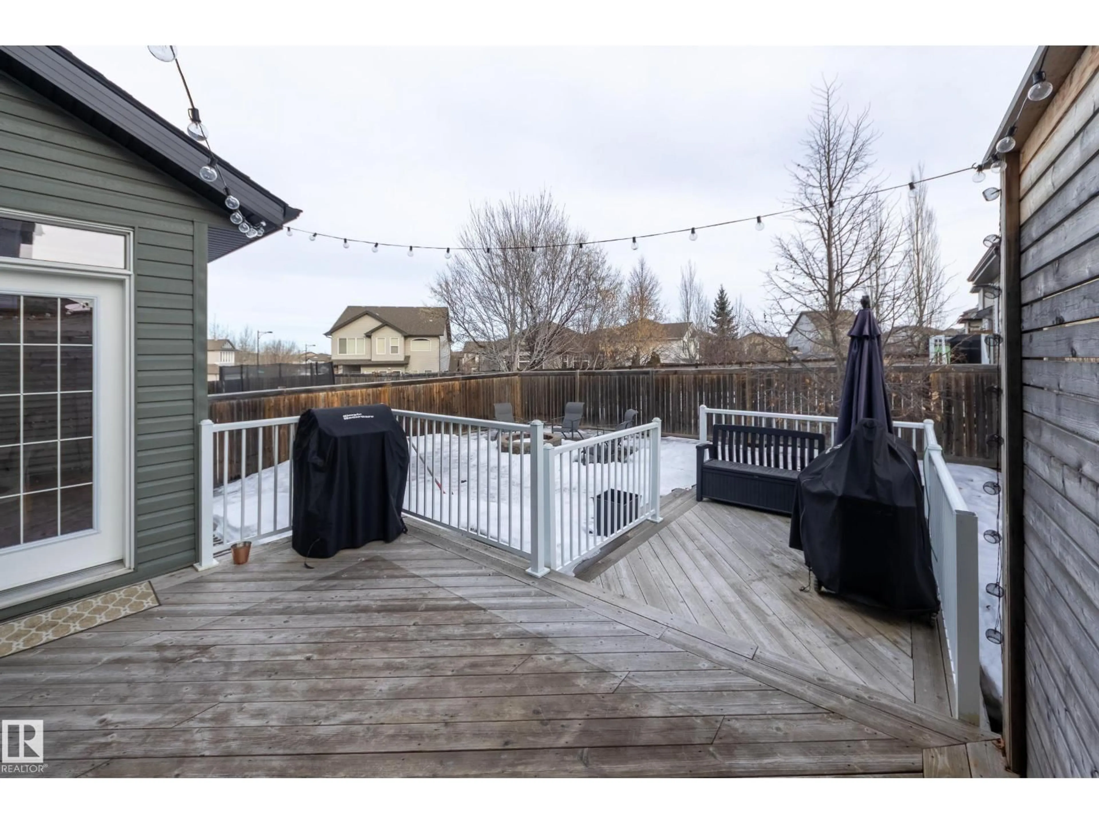 Patio, water/lake/river/ocean view for 6212 SUNBROOK LN, Sherwood Park Alberta T8H0J8