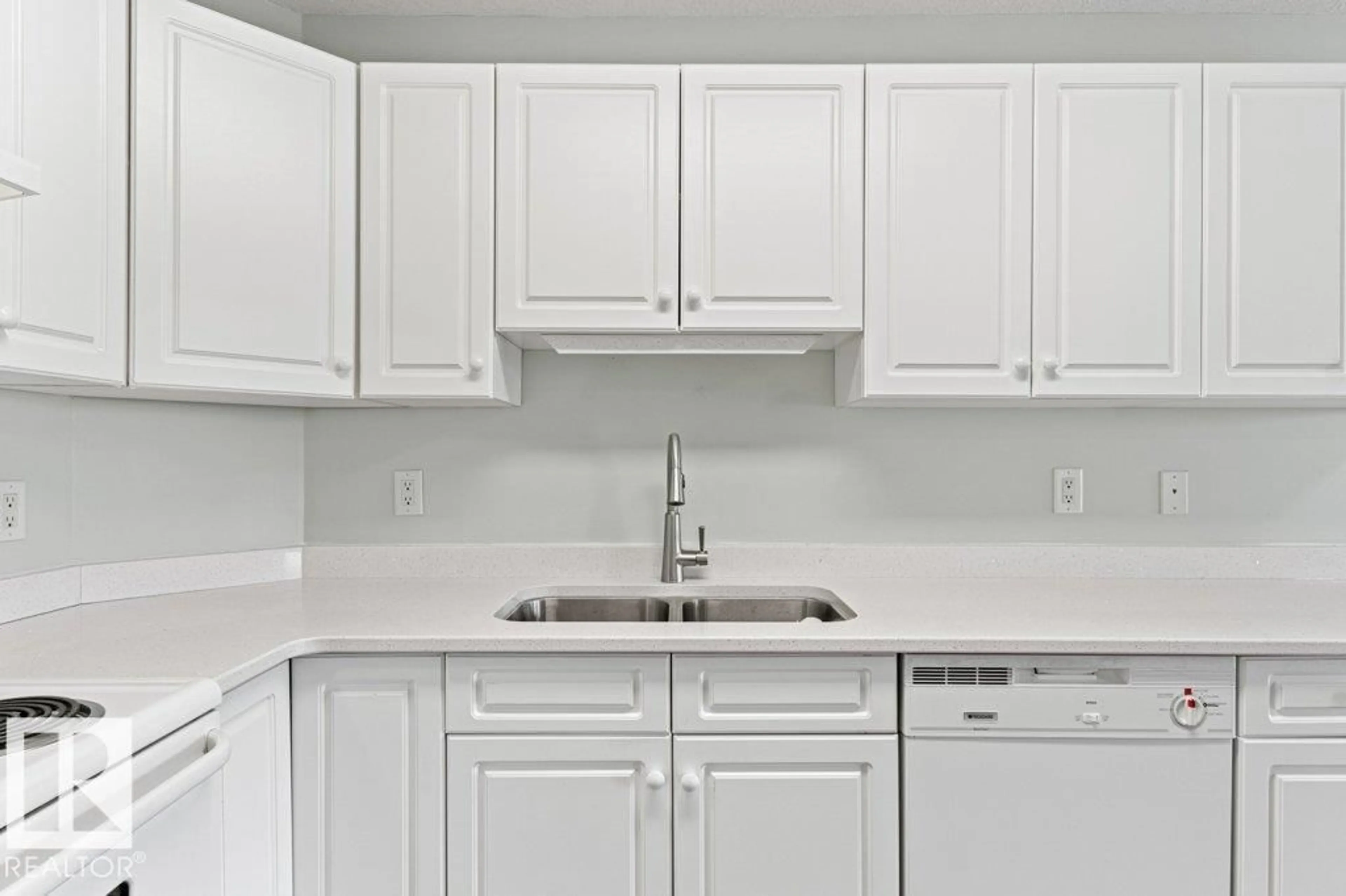 Standard kitchen, ceramic/tile floor for 316 - 2741 55 ST NW, Edmonton Alberta T6L7G7