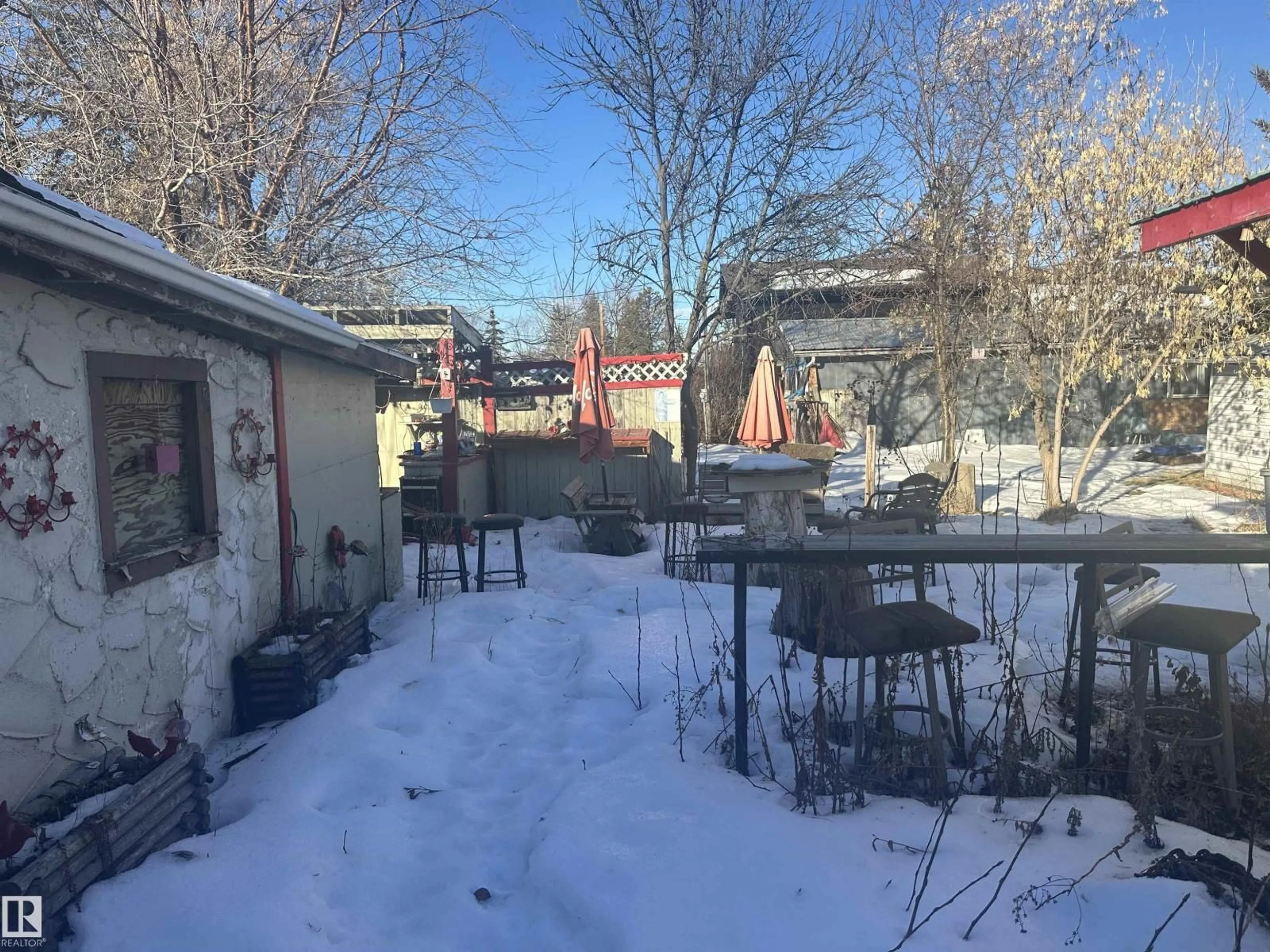 Patio, street for 4804 51 ST, Rural Lac Ste. Anne County Alberta T0E0A0