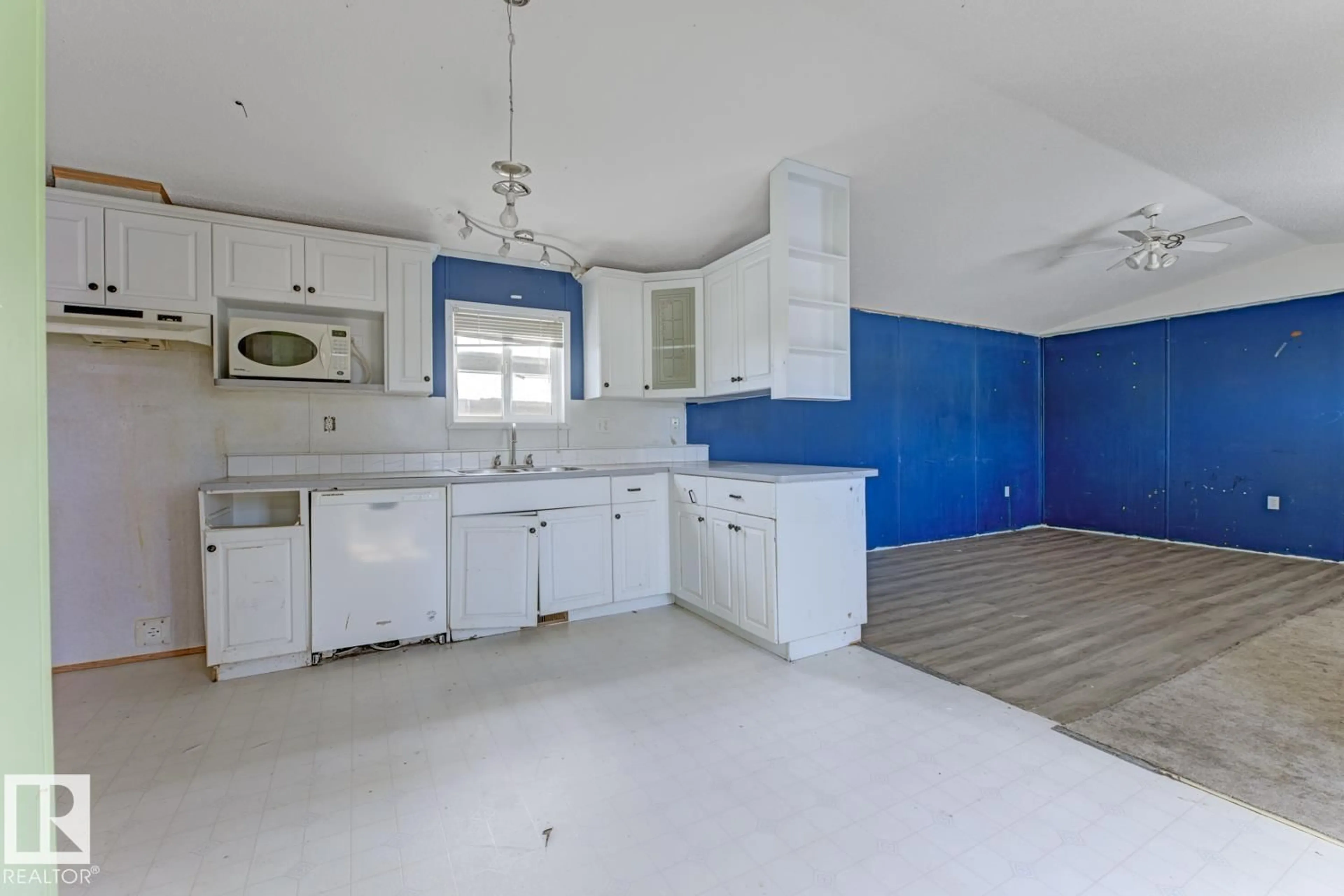 Open concept kitchen, unknown for #417 - 53222 RGE RD 27, Rural Parkland County Alberta T7X3R2