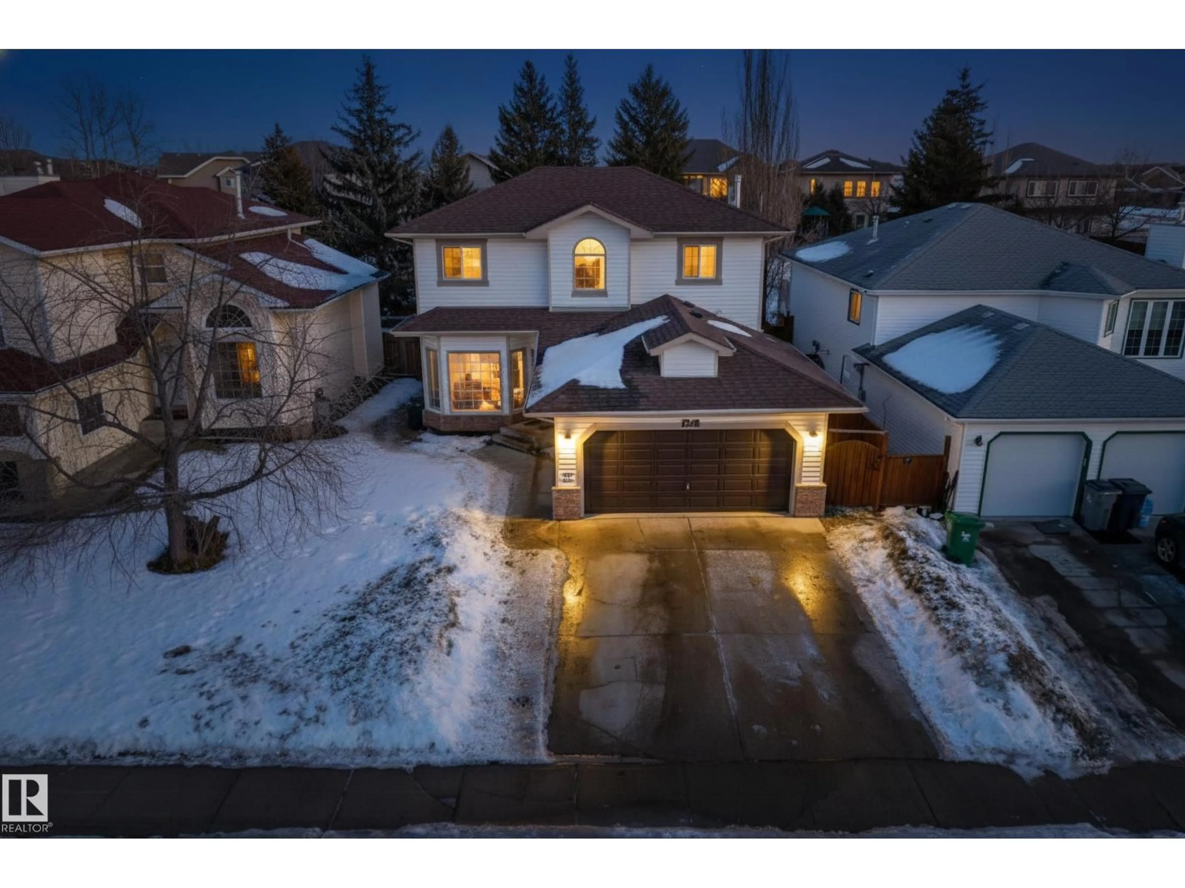 A pic from outside/outdoor area/front of a property/back of a property/a pic from drone, street for 4407 42 ST, Beaumont Alberta T4X1G9
