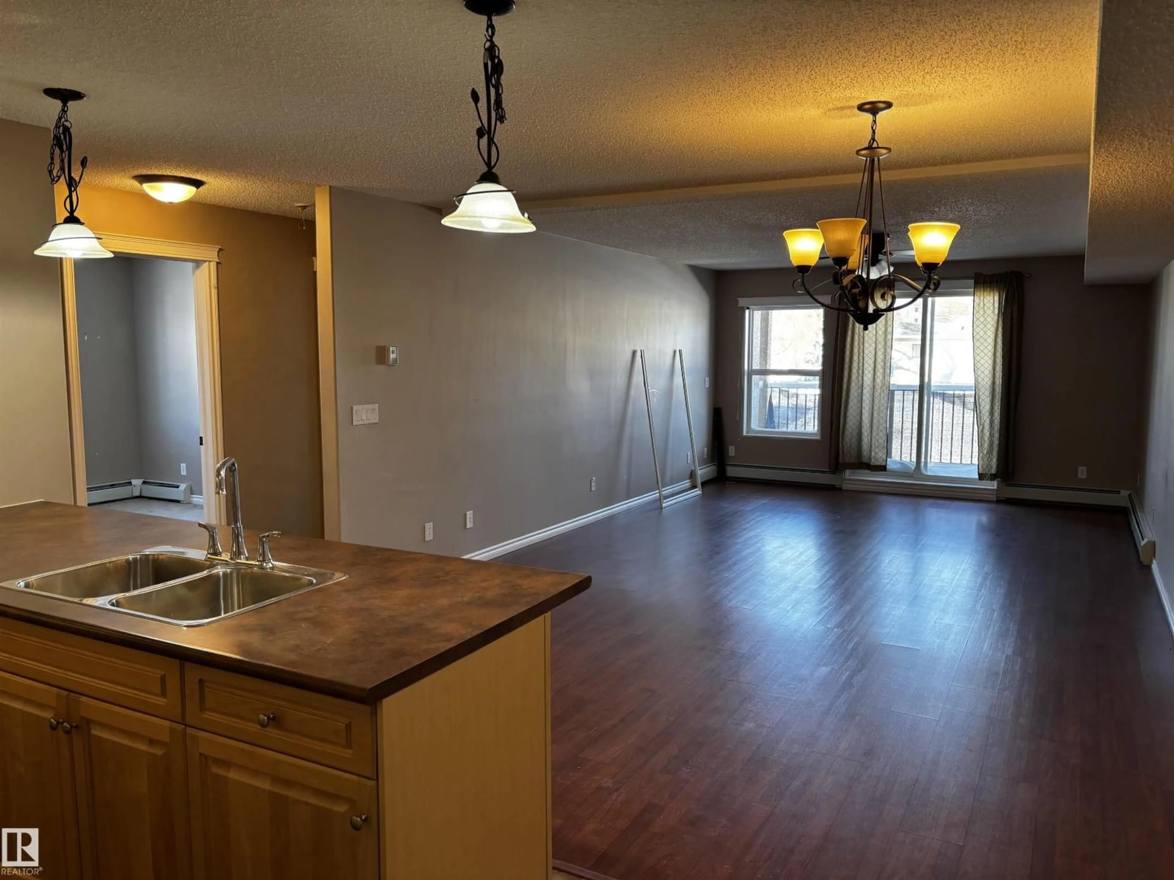 Unknown for 1201 901 16 ST, Cold Lake Alberta T9M0C3