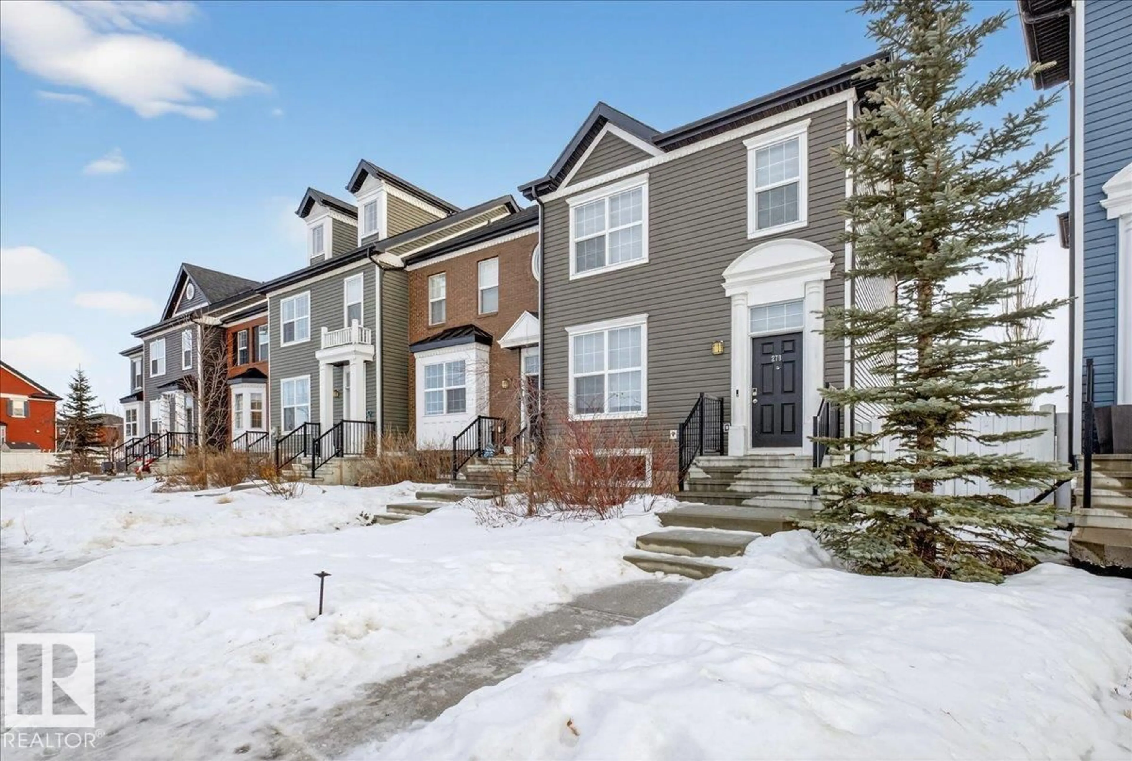 A pic from outside/outdoor area/front of a property/back of a property/a pic from drone, street for 279 SOUTHFORK DR, Leduc Alberta T9E1B9