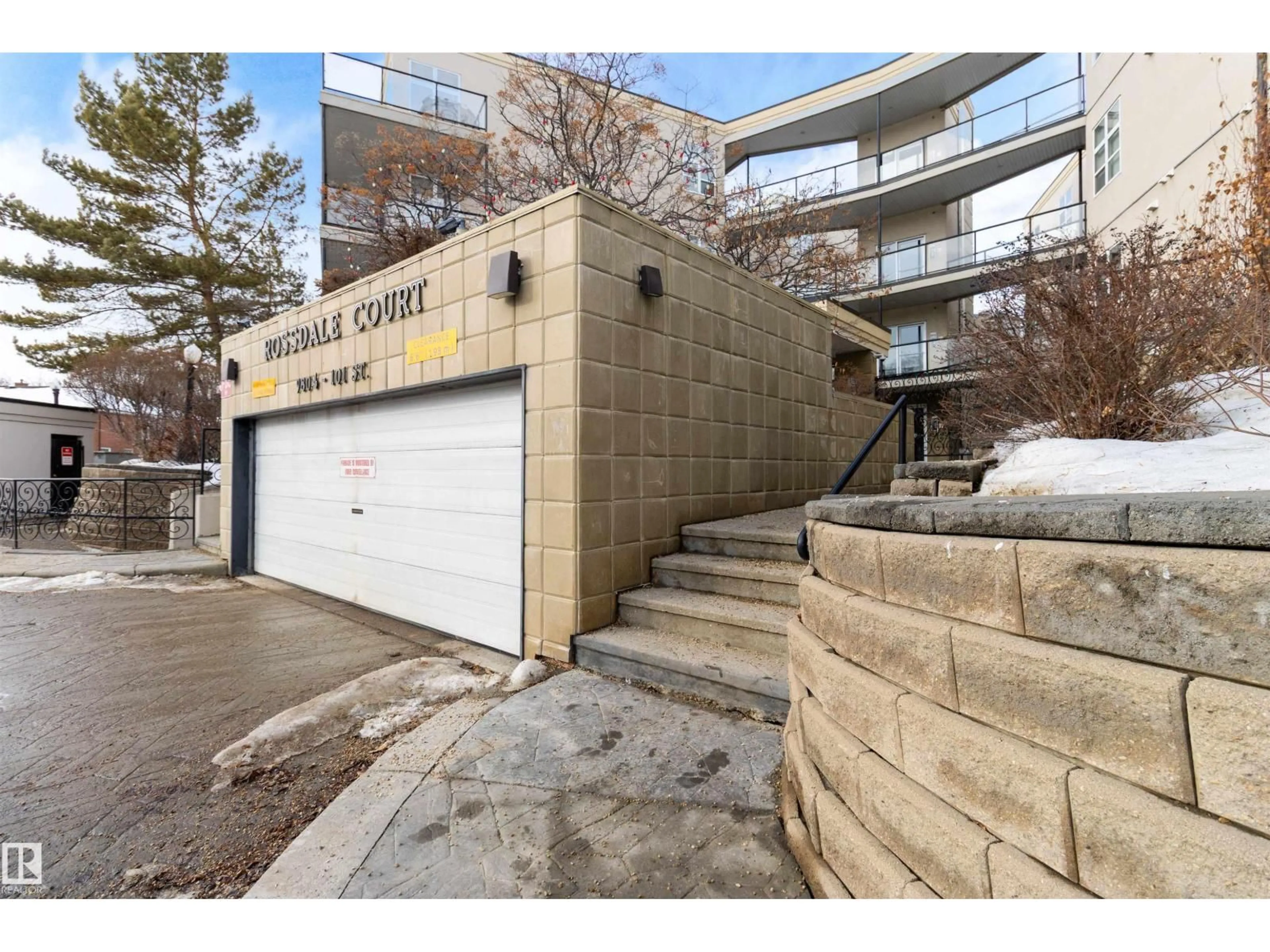 Unknown for #110 - 9804 101 ST, Edmonton Alberta T5K2X3