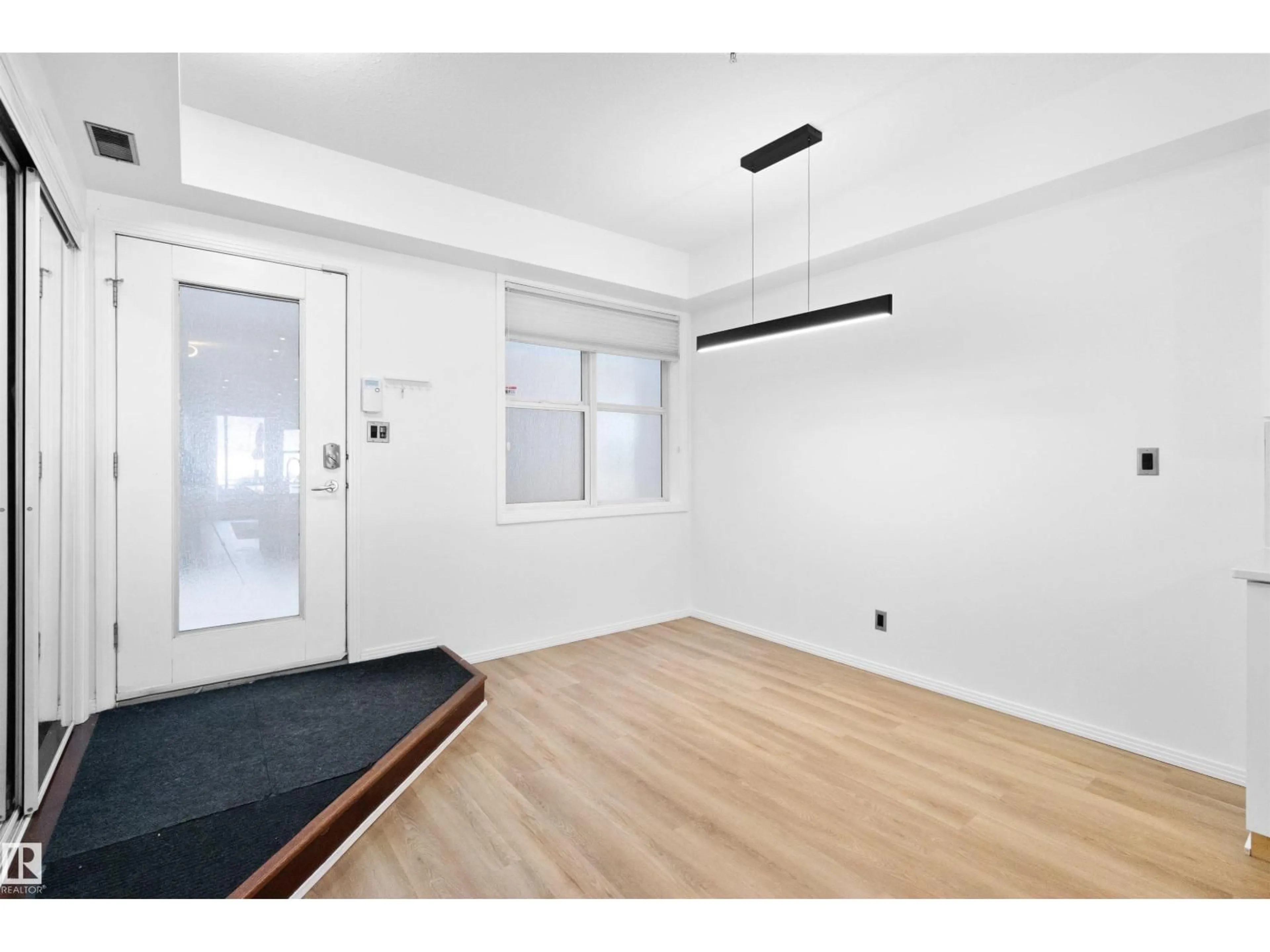 A pic of a room for #110 - 9804 101 ST, Edmonton Alberta T5K2X3