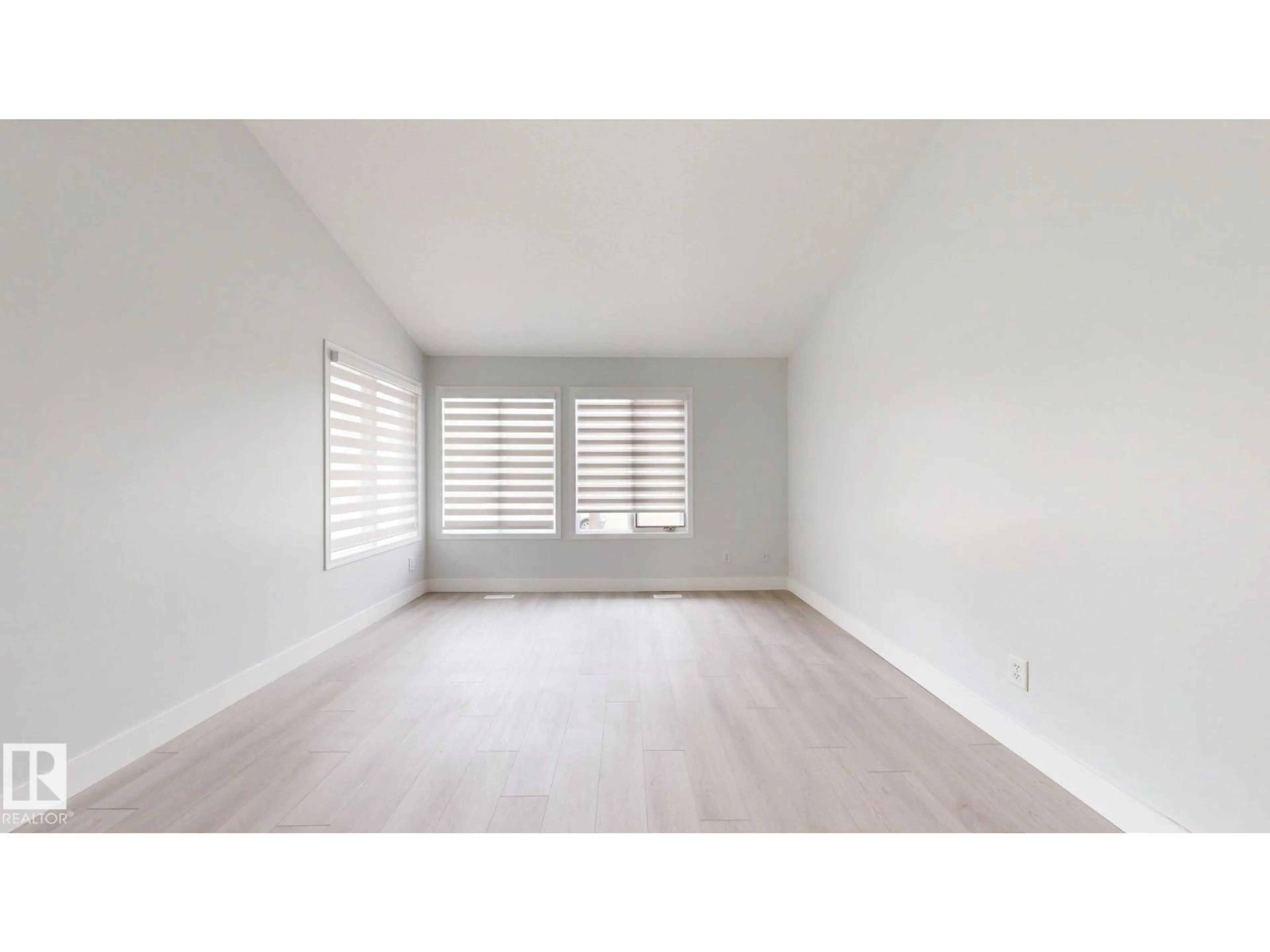 A pic of a room for NW - 1415 49A ST, Edmonton Alberta T6L6H6