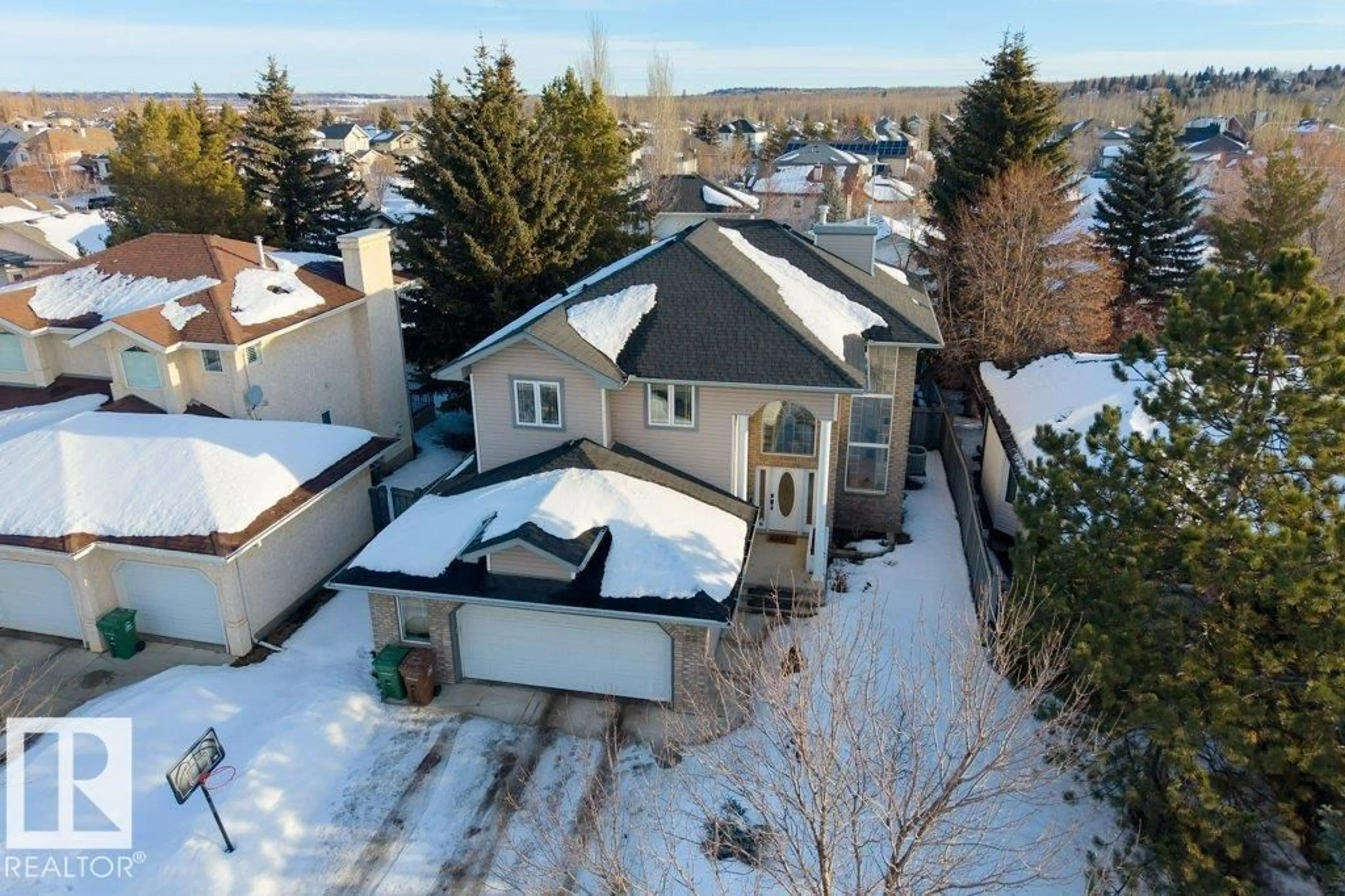 A pic from outside/outdoor area/front of a property/back of a property/a pic from drone, street for 22 OTTER CR, St. Albert Alberta T8N6N6