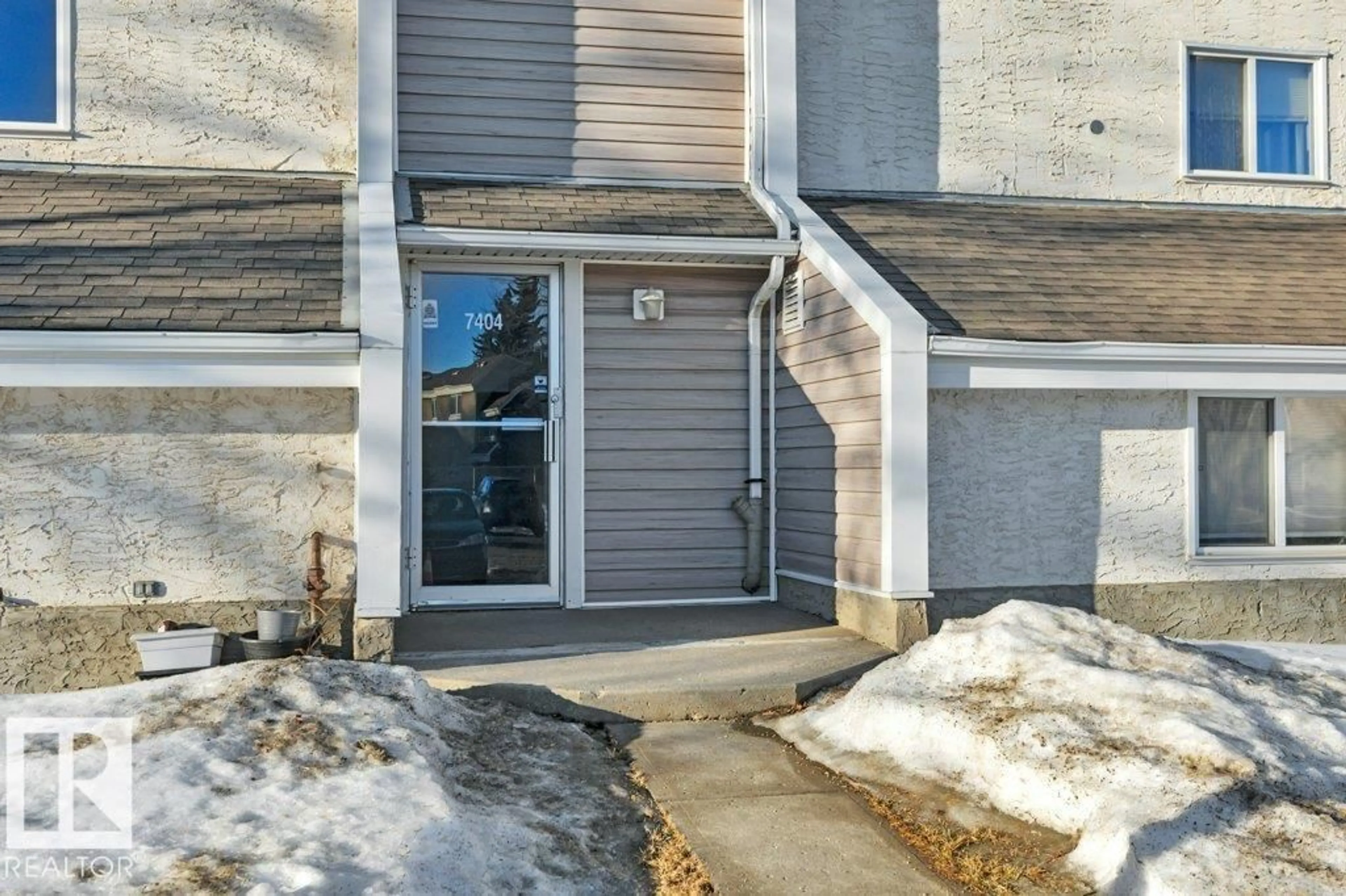 Unknown for #3 - 7404 38 AV, Edmonton Alberta T6K2P8