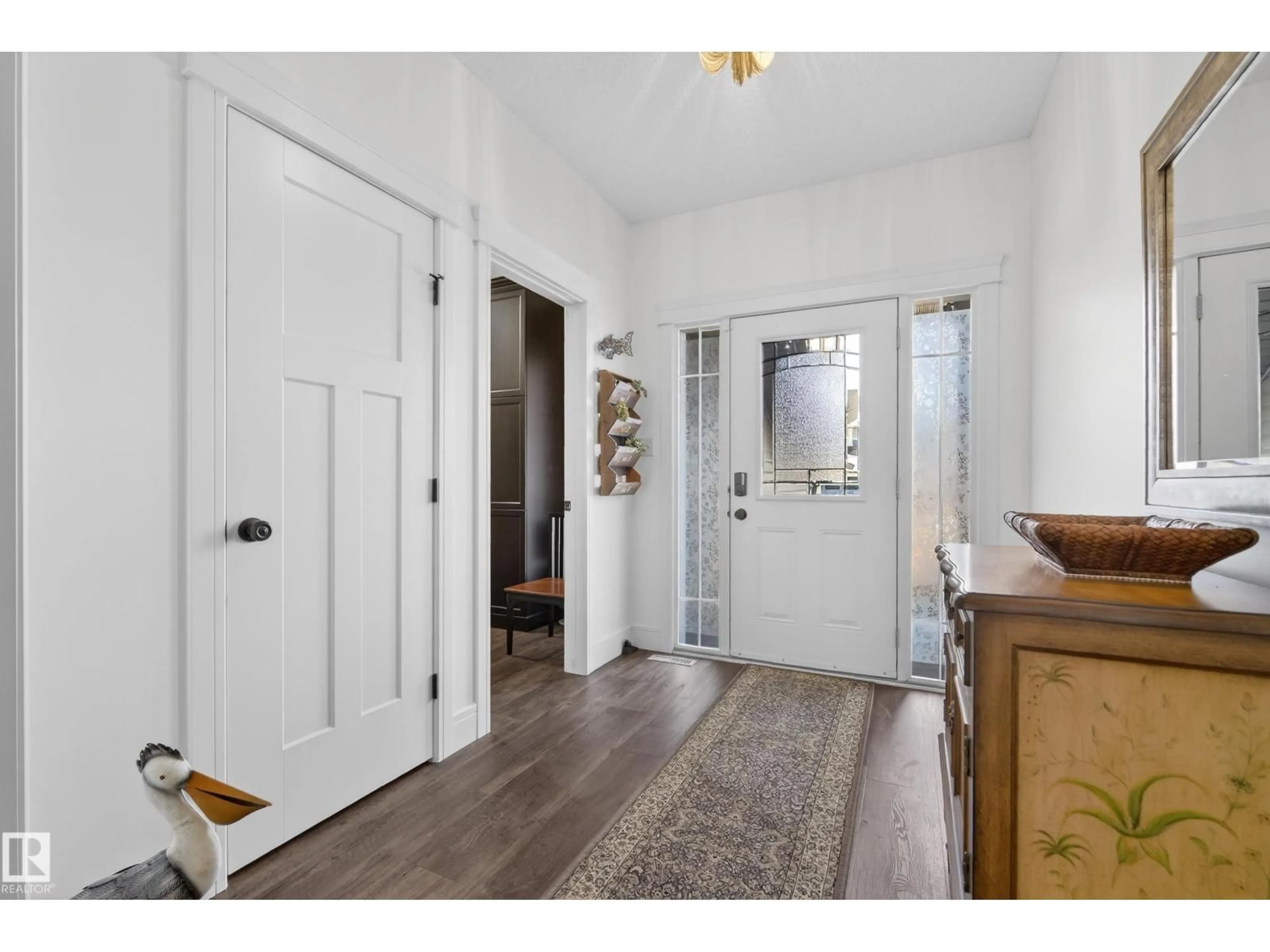 Indoor entryway for 3687 WESTCLIFF WY, Edmonton Alberta T6W2T1