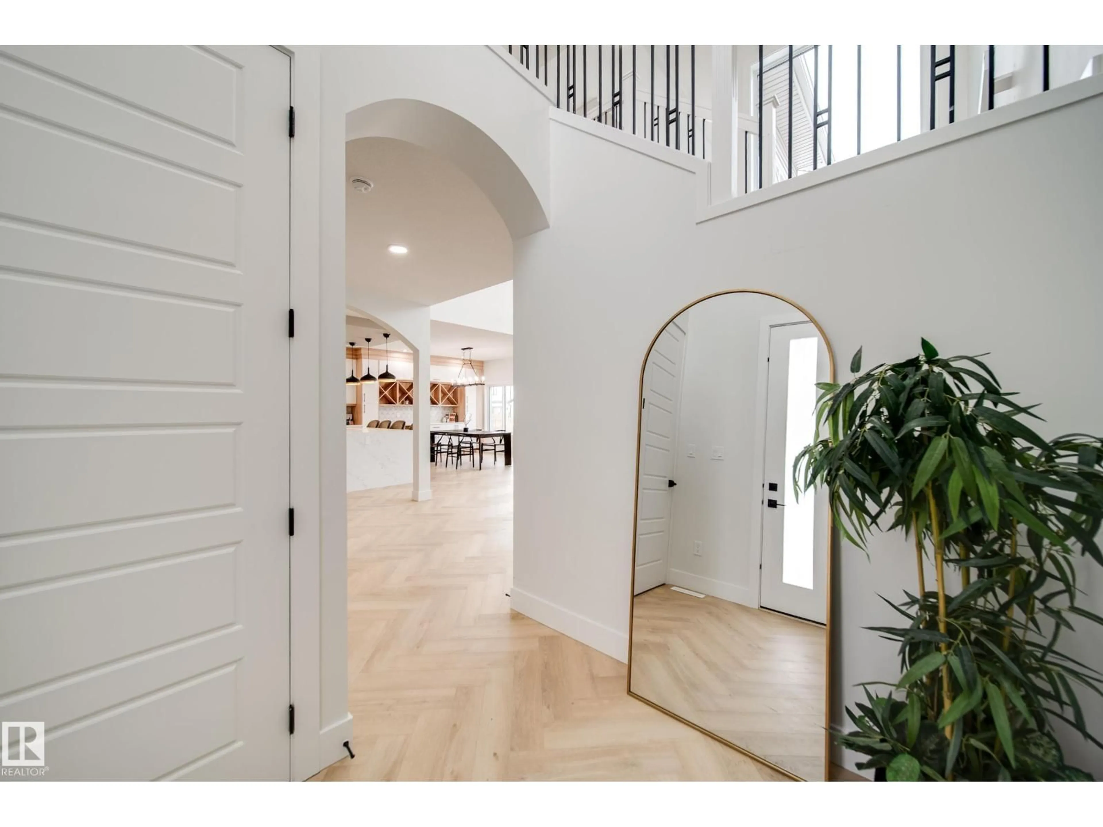 Indoor entryway for 14 BAKER ST, Ardrossan Alberta T8E0B6