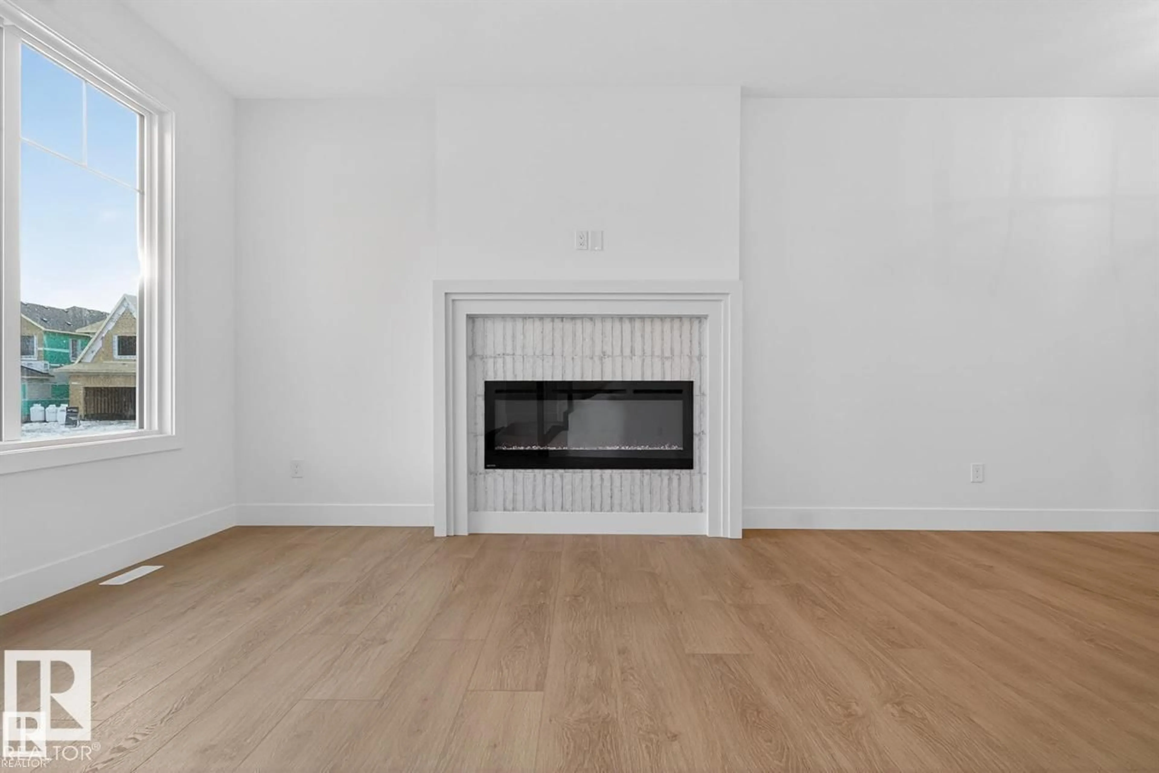 A pic of a room for 47 RIVER BIRCH WAY, St. Albert Alberta T8N7Y6