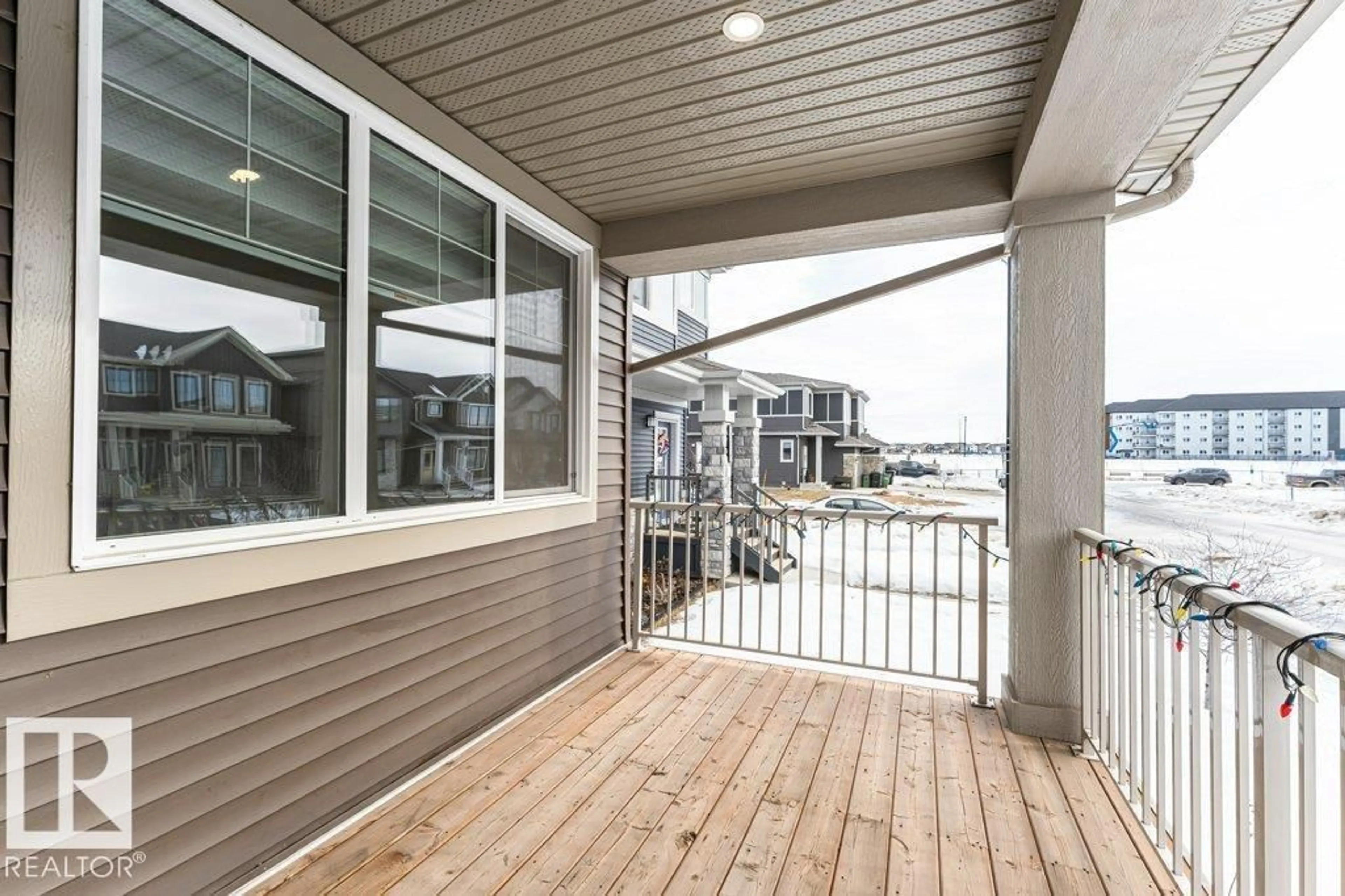 Patio, water/lake/river/ocean view for SW - 1529 PLUM CI, Edmonton Alberta T6X2Z8