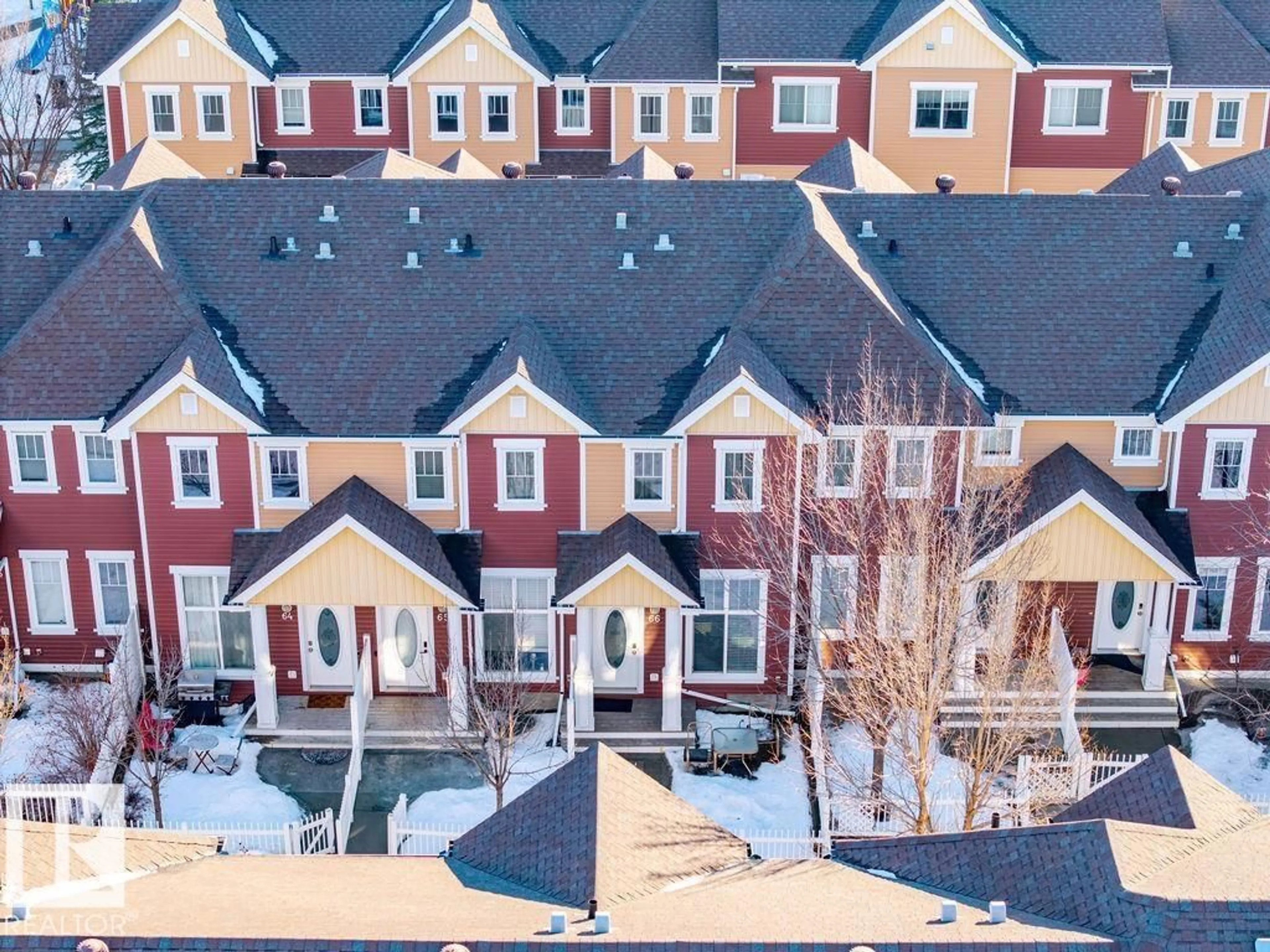 A pic from outside/outdoor area/front of a property/back of a property/a pic from drone, city buildings view from balcony for #66 - 1623 TOWNE CENTRE BV, Edmonton Alberta T6R0S3