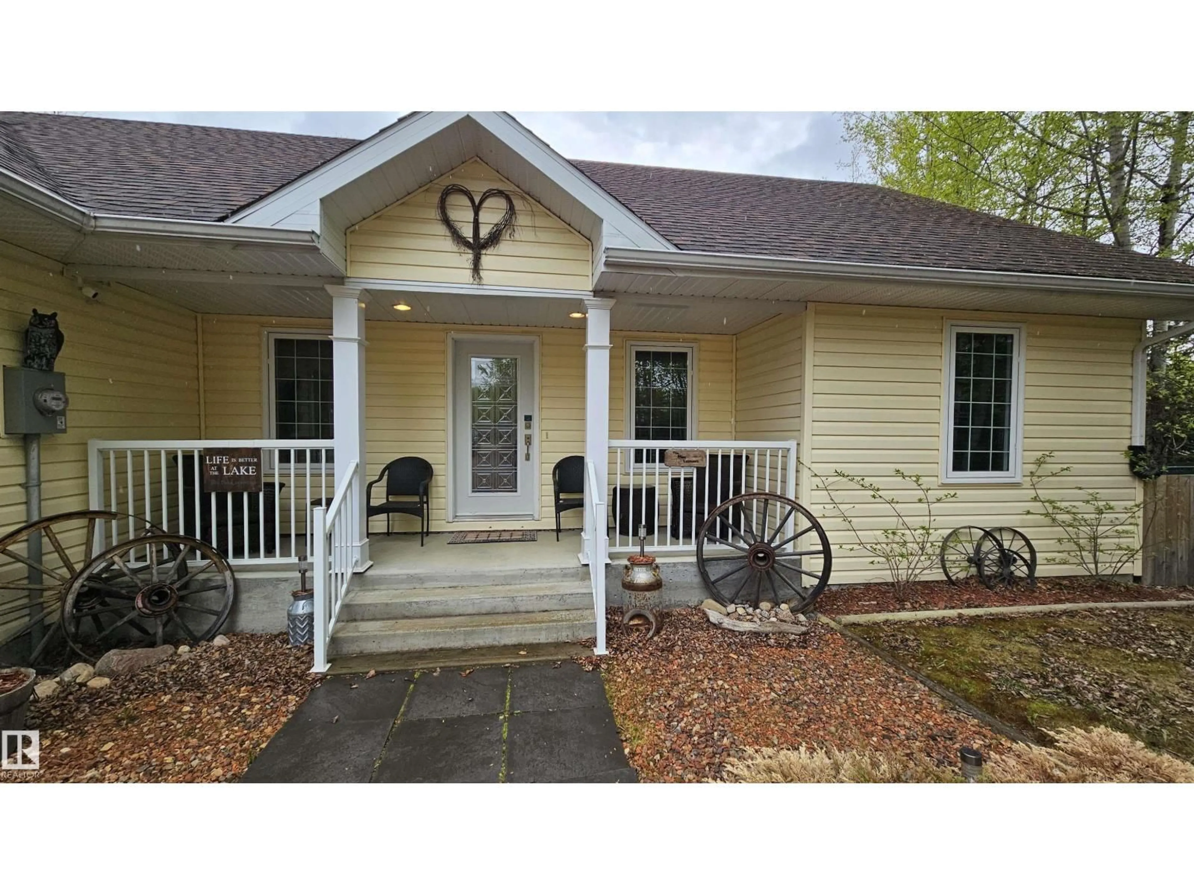 Home with vinyl exterior material, unknown for 7 ANDREW DR, Rural Athabasca County Alberta T0A0M0