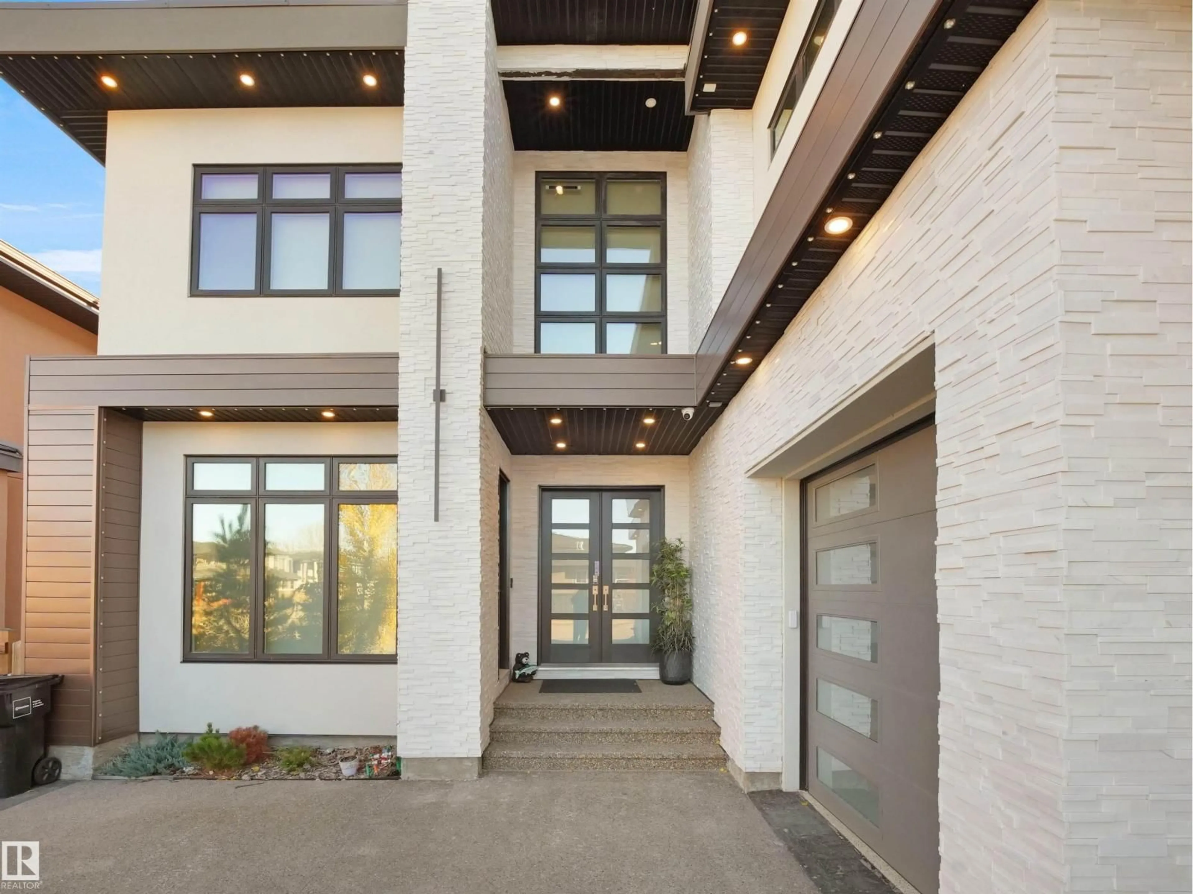 Unknown for 4809 WOOLSEY LN, Edmonton Alberta T6W2B9