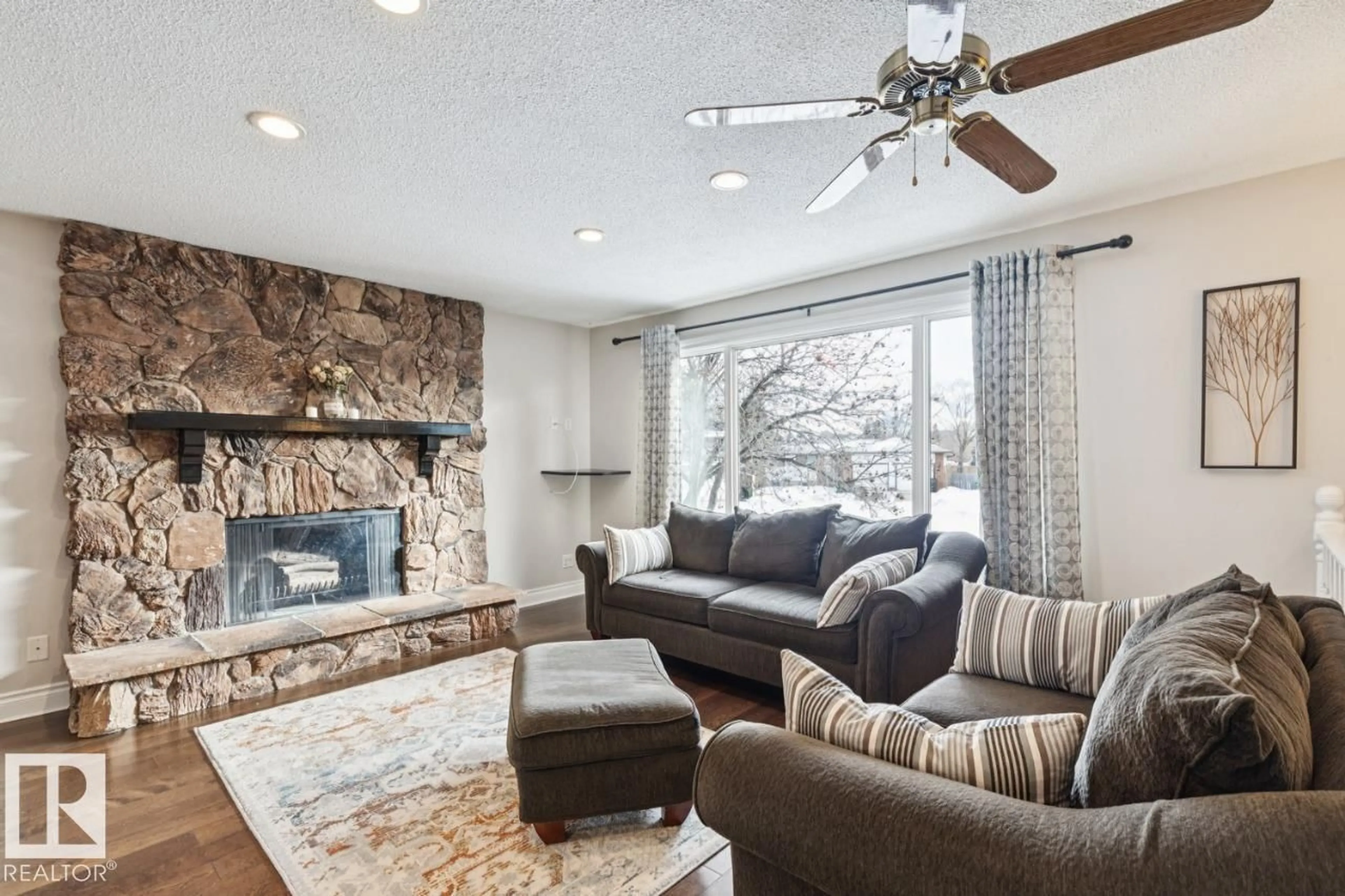 Living room with furniture, unknown for NW - 2524 106 ST, Edmonton Alberta T6J4R8