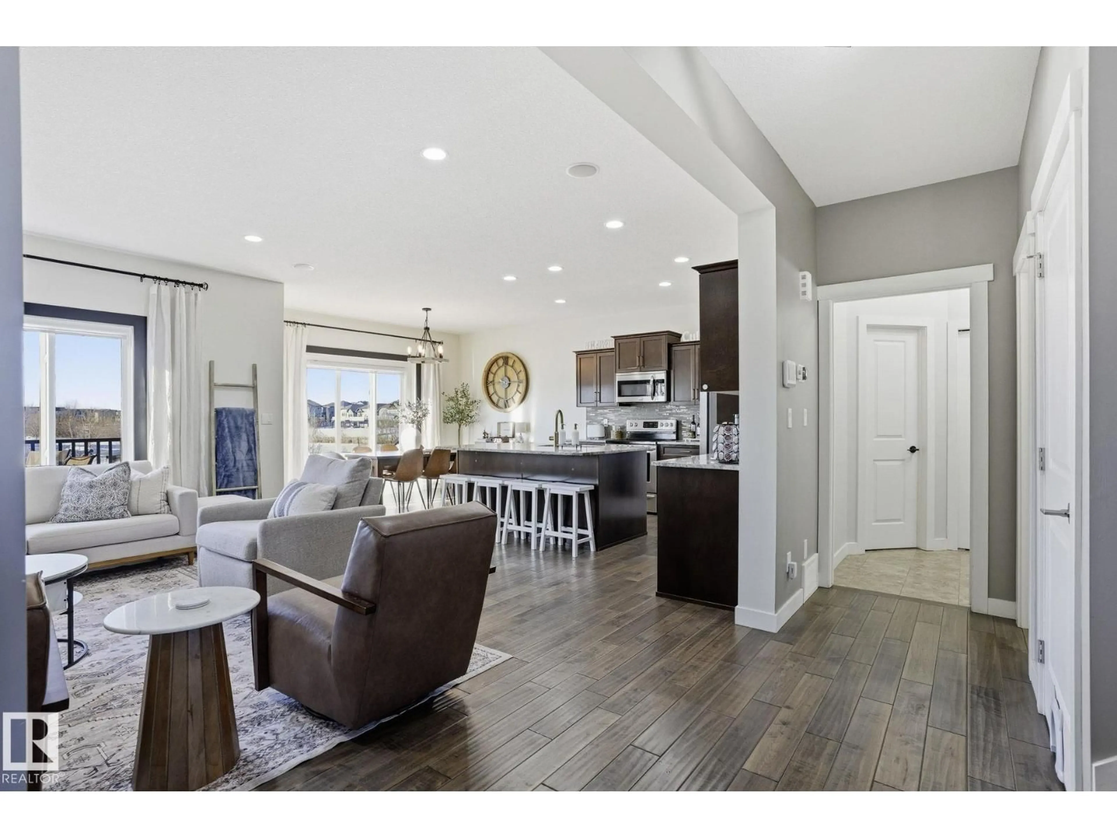 Open concept kitchen, unknown for 20 RICHMOND LI, Fort Saskatchewan Alberta T8L0S2