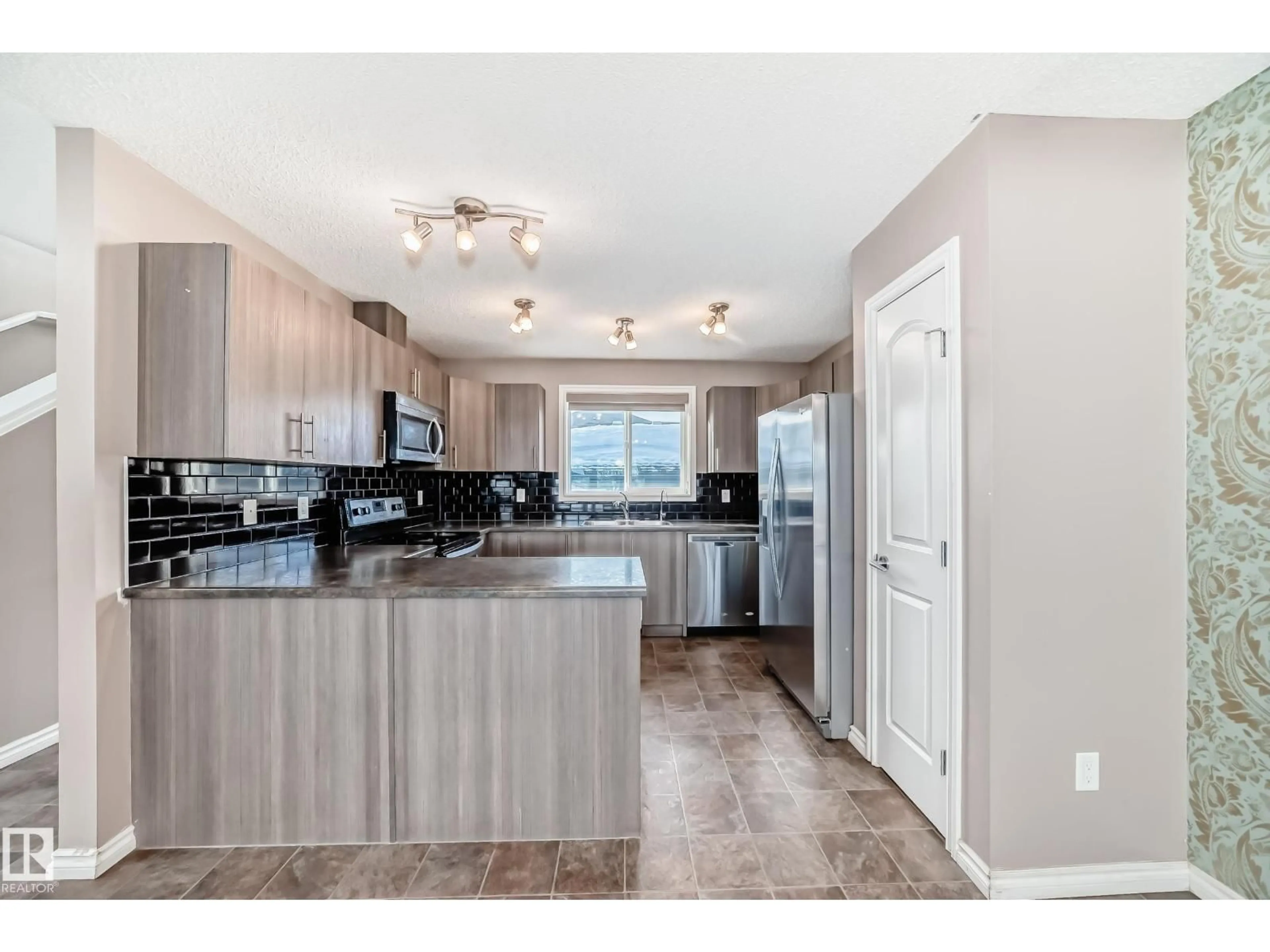 Open concept kitchen, unknown for 9332 211 ST, Edmonton Alberta T5T4T8