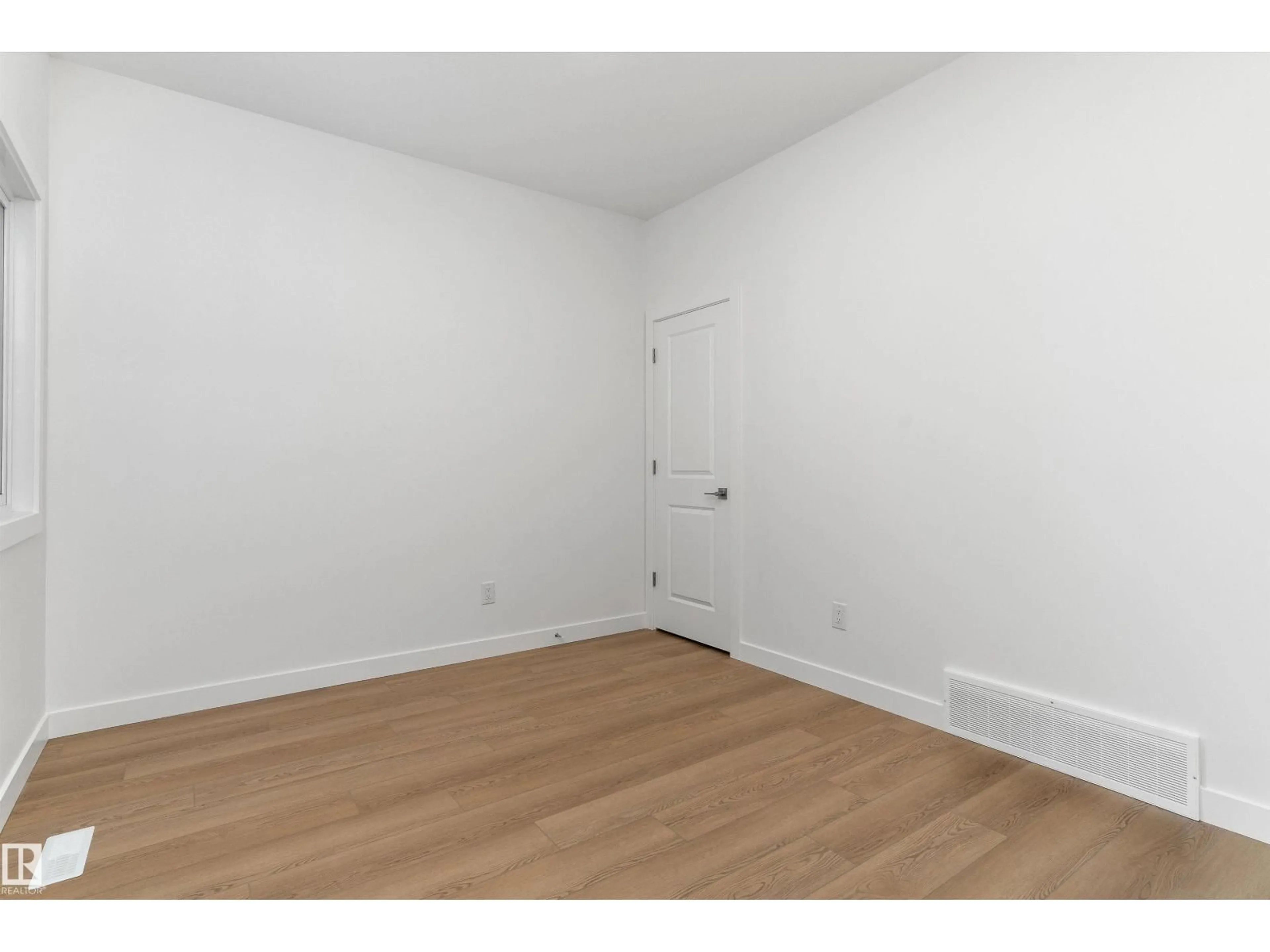 A pic of a room for 756 ASTORIA WY, Devon Alberta T9G0M7