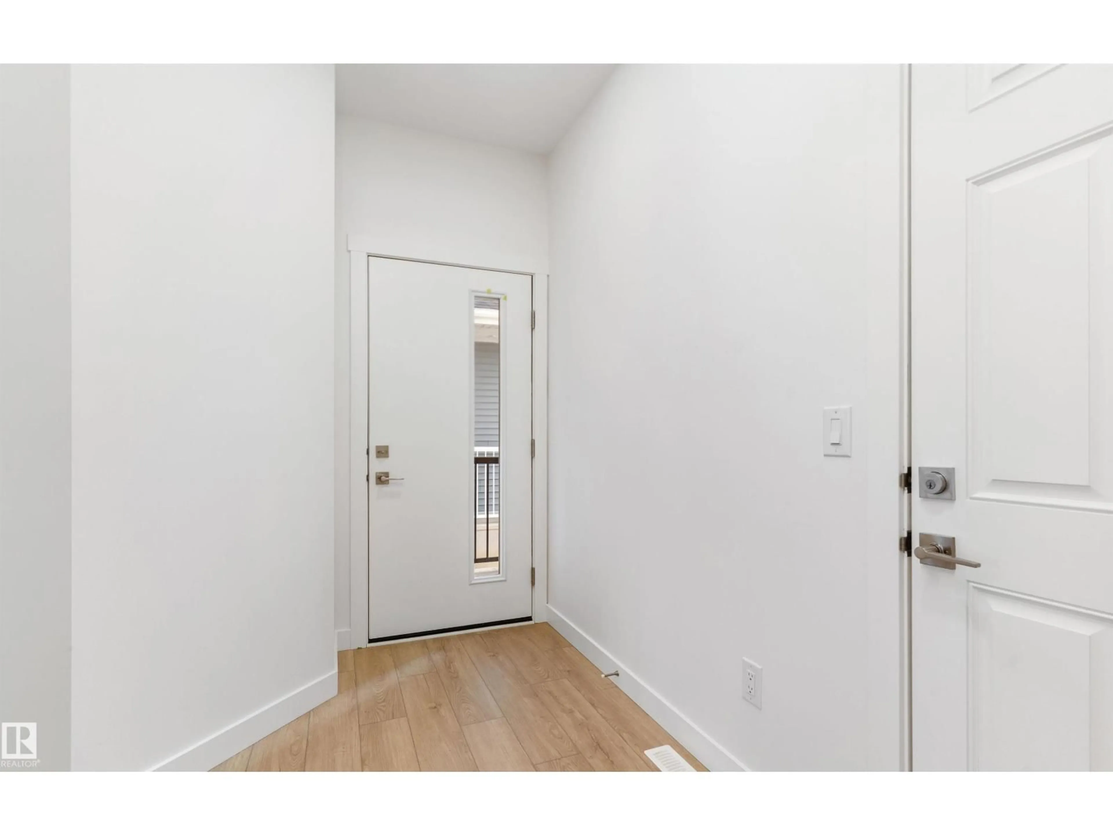 Indoor entryway for 8716 183 AV, Edmonton Alberta T5Z0G6