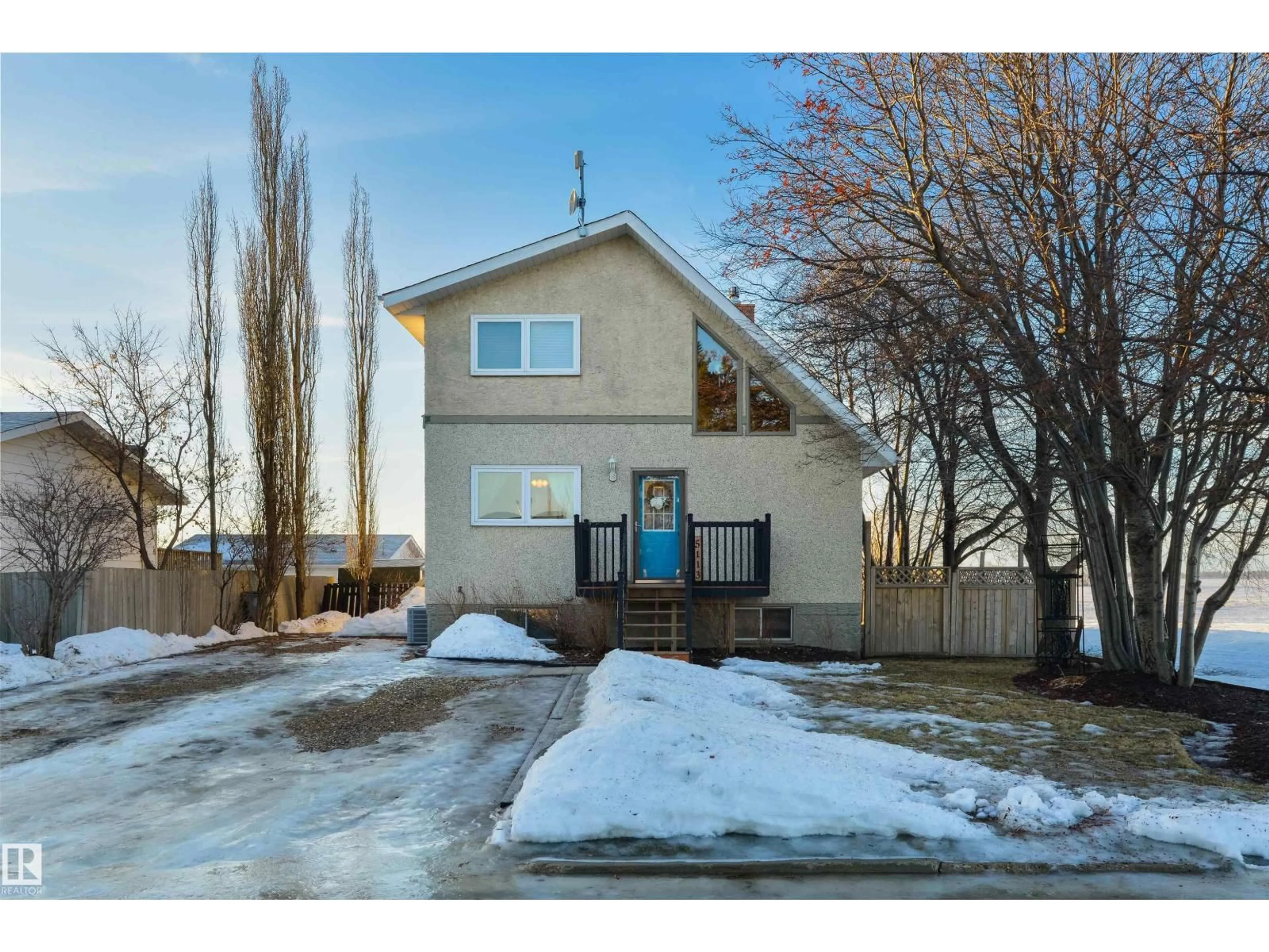 Unknown for 5113 47 AV, Legal Alberta T0G1L0