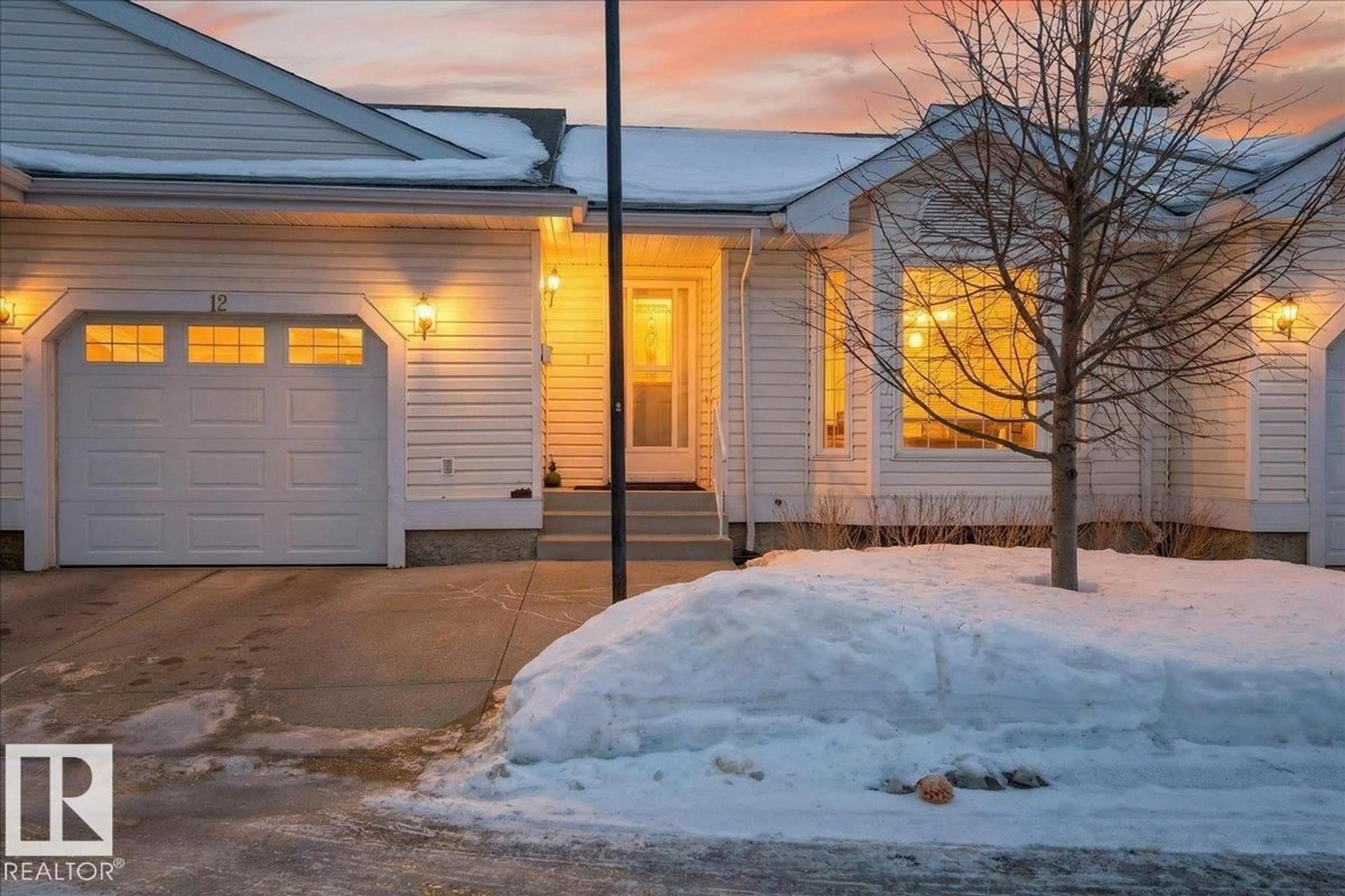 Unknown for 13217 155 AV NW, Edmonton Alberta T6V1E6