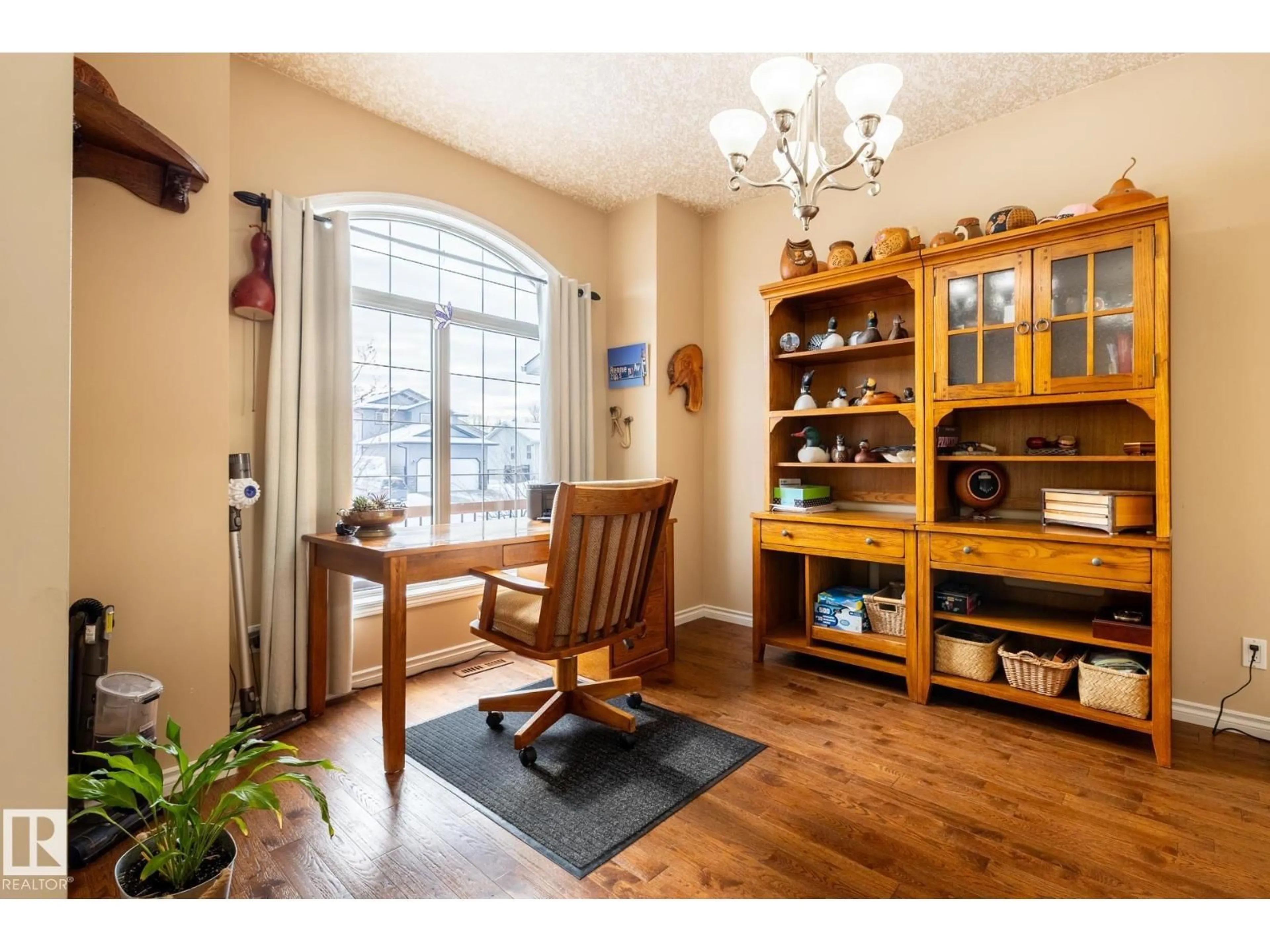 Dining room, wood/laminate floor for 4808 53 AV, Thorsby Alberta T0C2P0