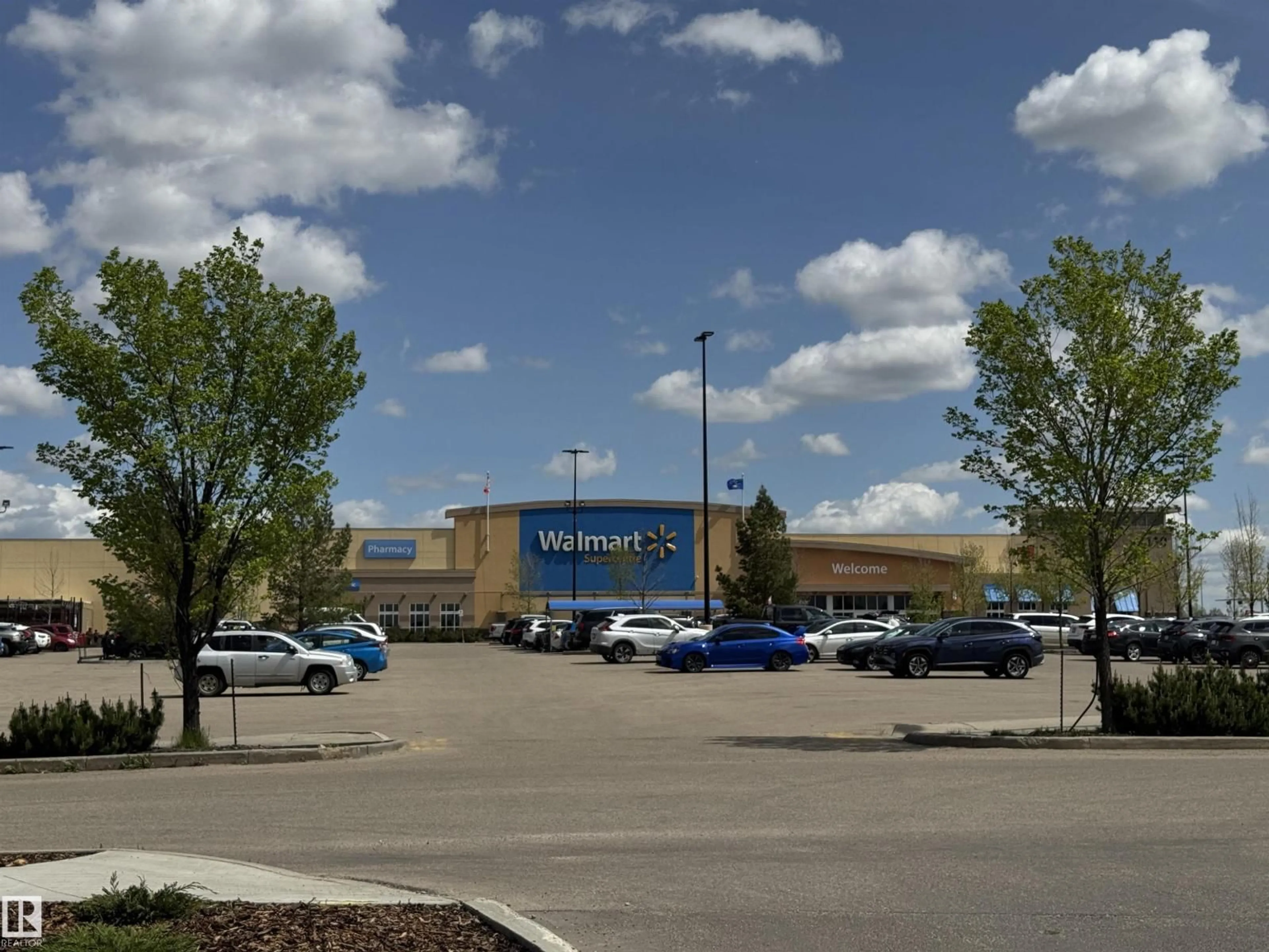 Unknown for #313 - 5404 7 AV SW, Edmonton Alberta T6X2K4