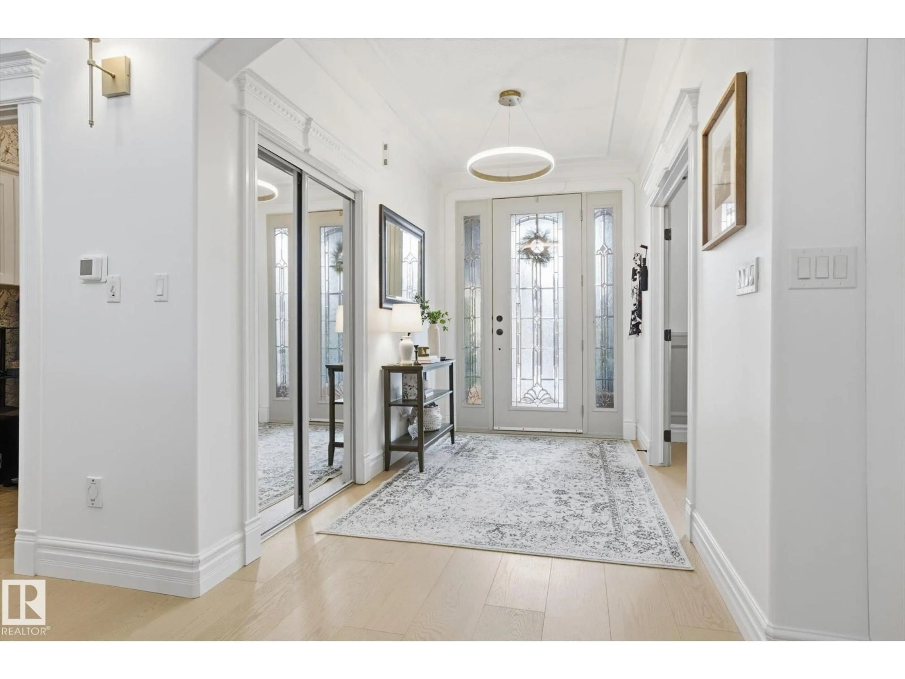 Indoor entryway for #14 - 10550 ELLERSLIE RD, Edmonton Alberta T6W0Y2