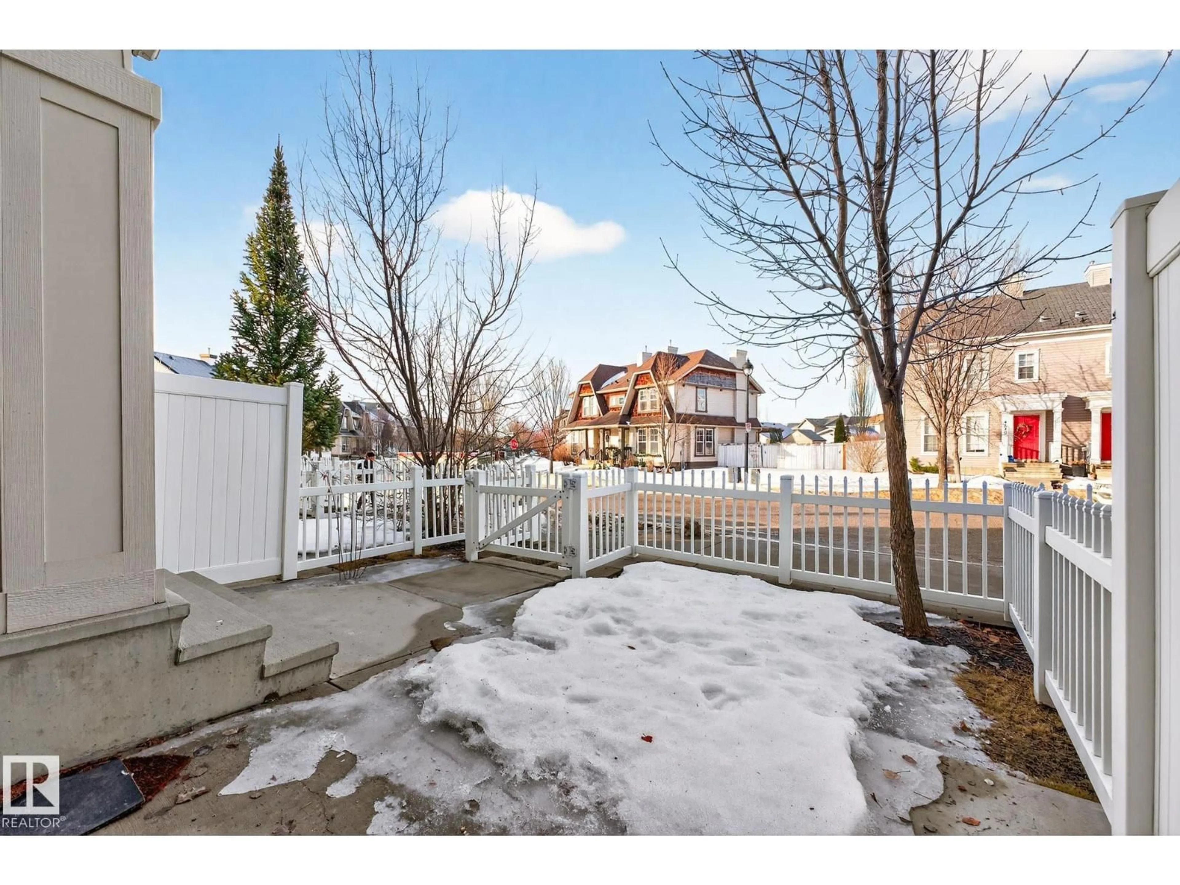 Patio, street for 10 - 4825 TERWILLEGAR CM, Edmonton Alberta T6R0T6