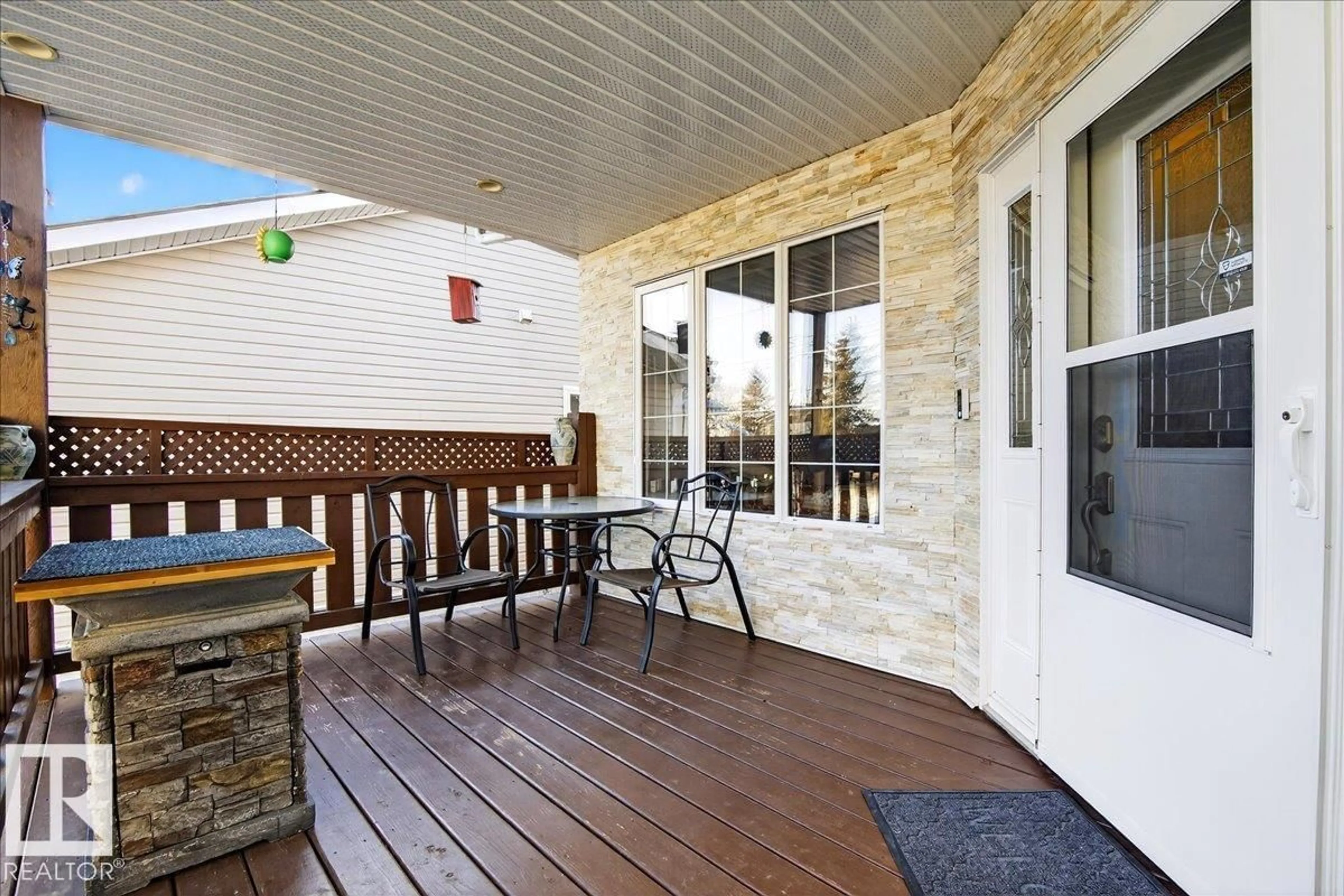 Patio, street for 5019 48 AV, Chipman Alberta T0B0W0