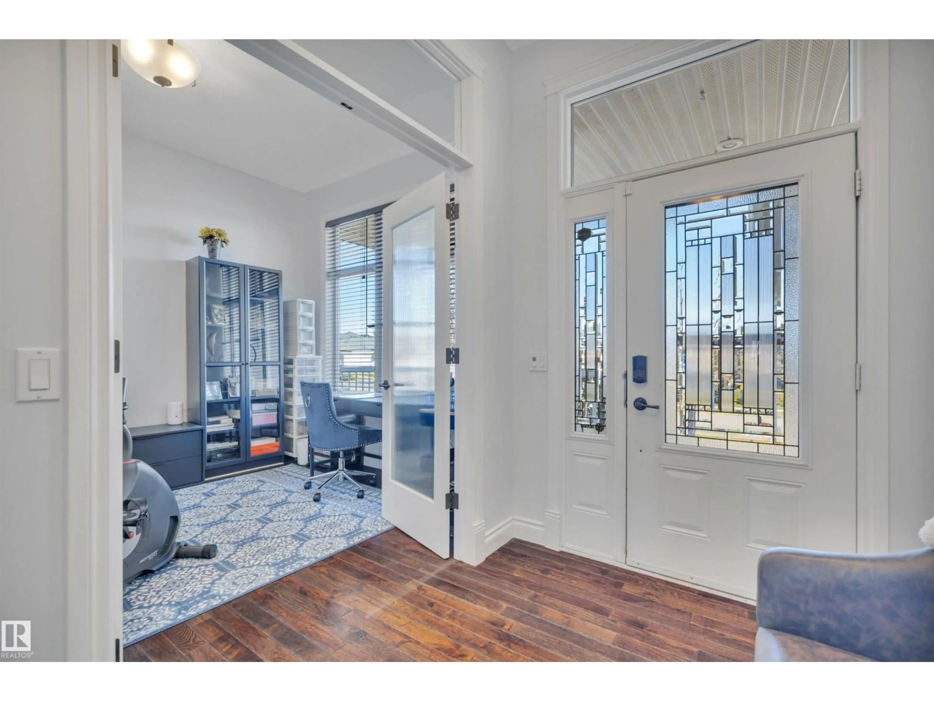 Indoor entryway for 99 SHORES DR, Leduc Alberta T9E8T4