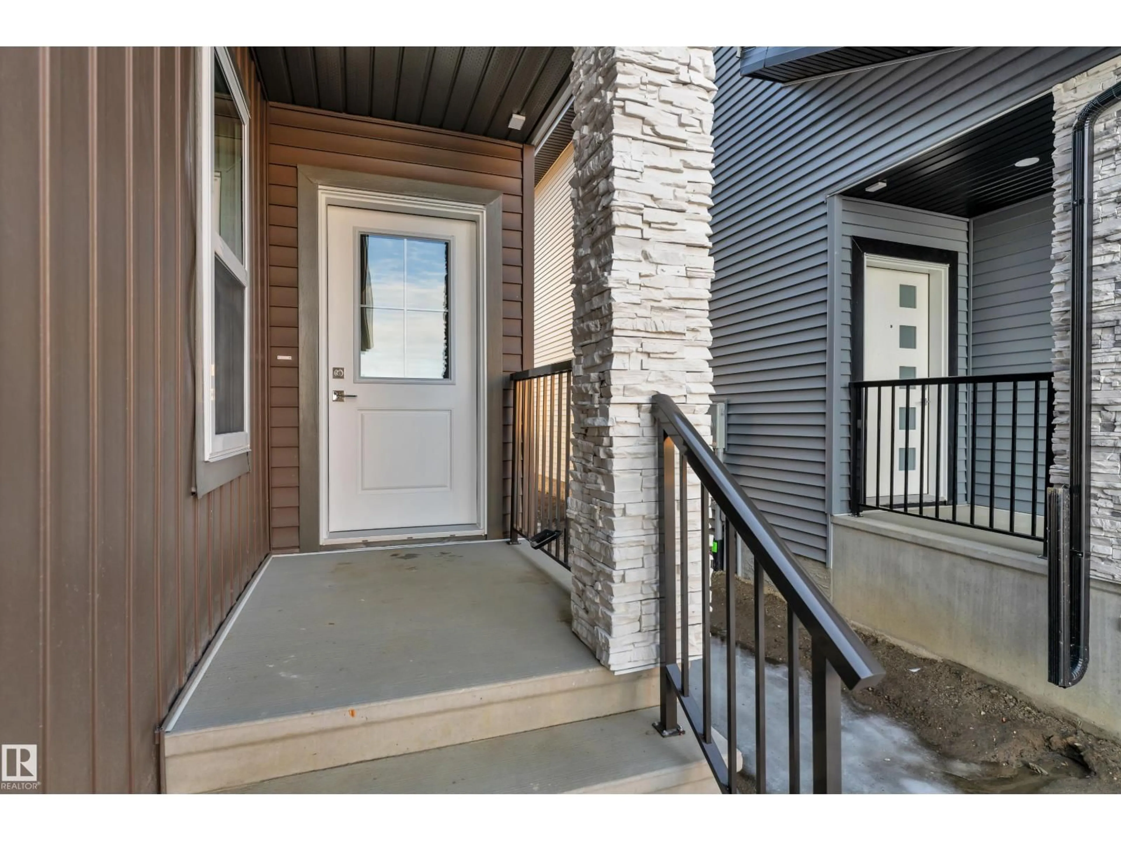 Indoor entryway for 13 WESTWYCK LI, Spruce Grove Alberta T7X3H1