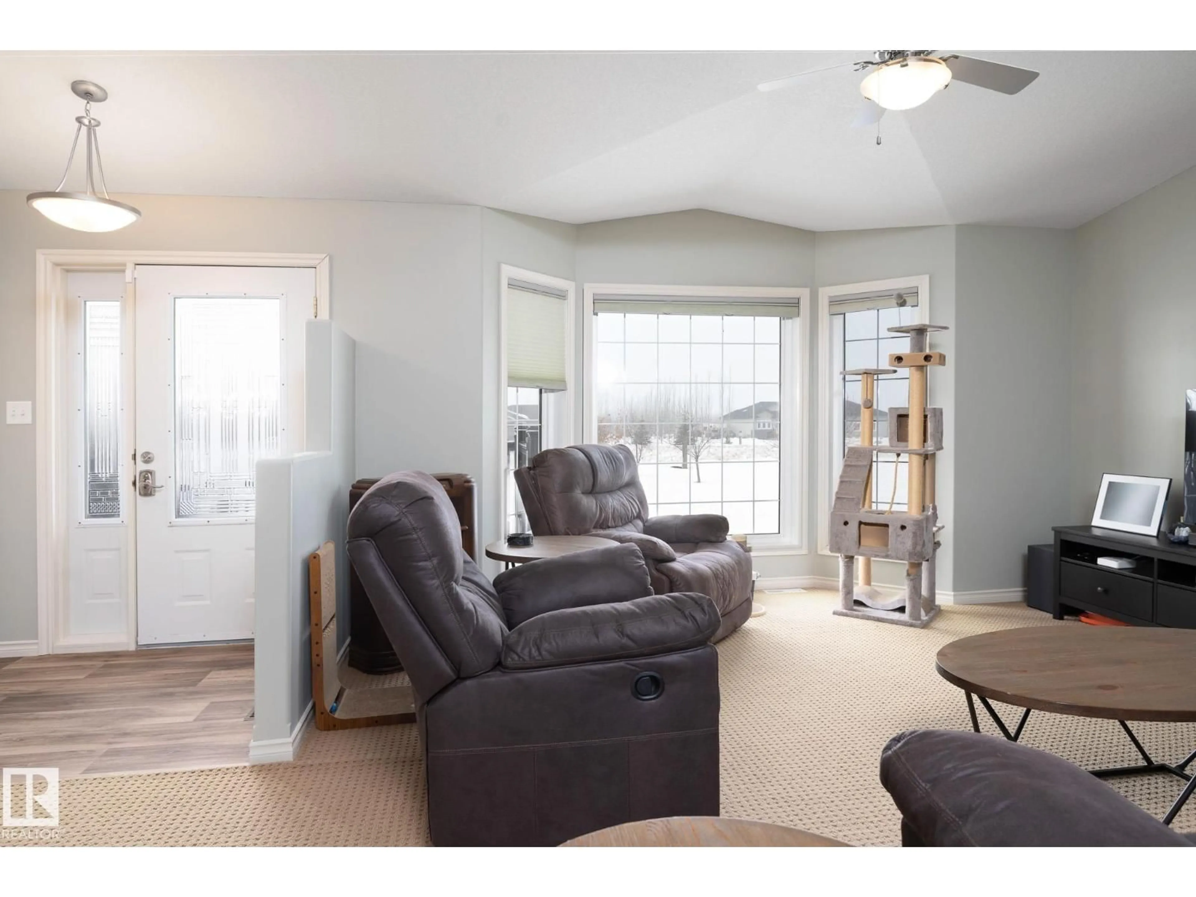 Living room with furniture, unknown for 659 - 135 45326 HWY, Rural Bonnyville M.D. Alberta T9N0H3