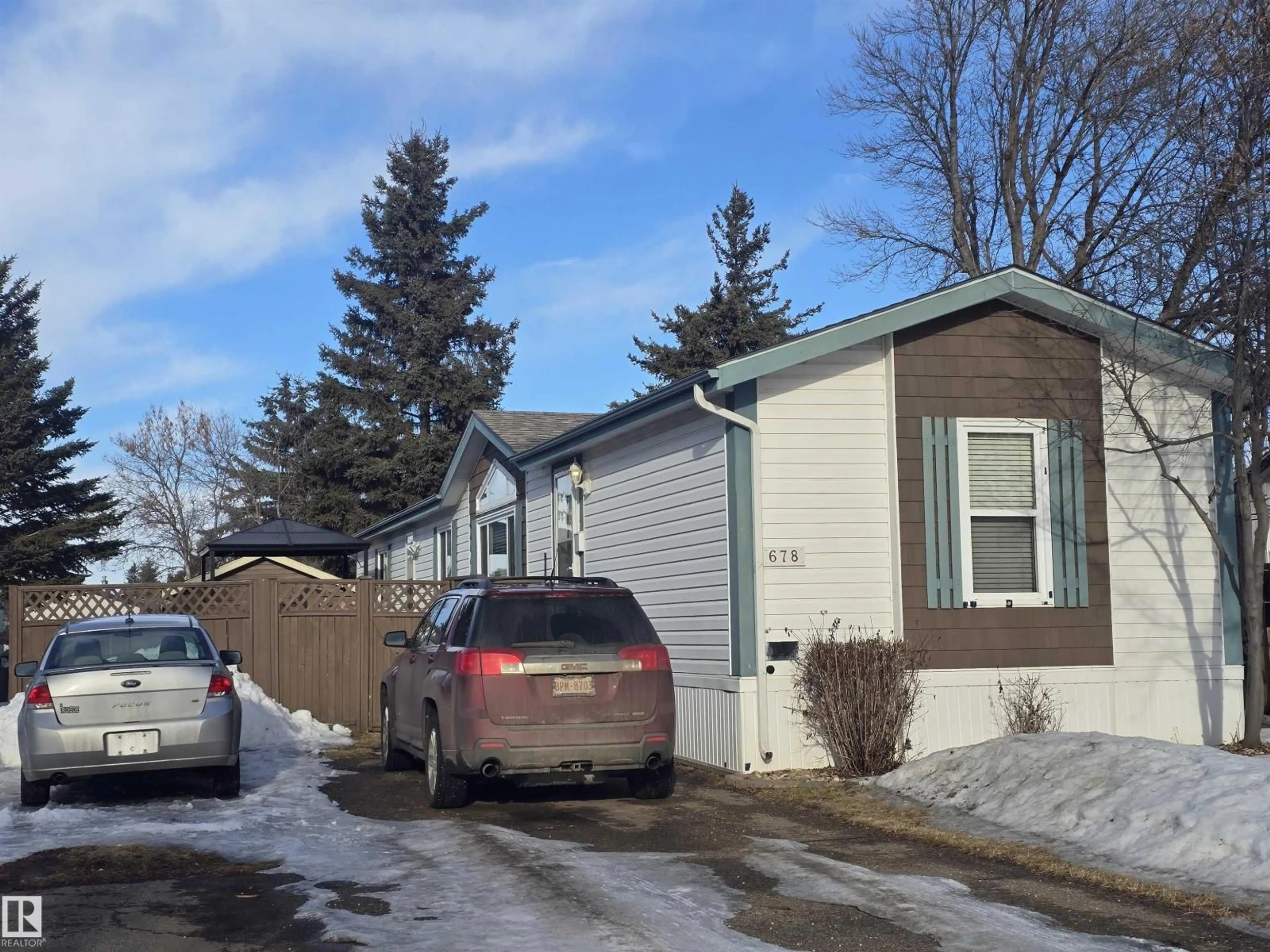 Unknown for 678 EVERGREEN DR, Edmonton Alberta T5Y4M2