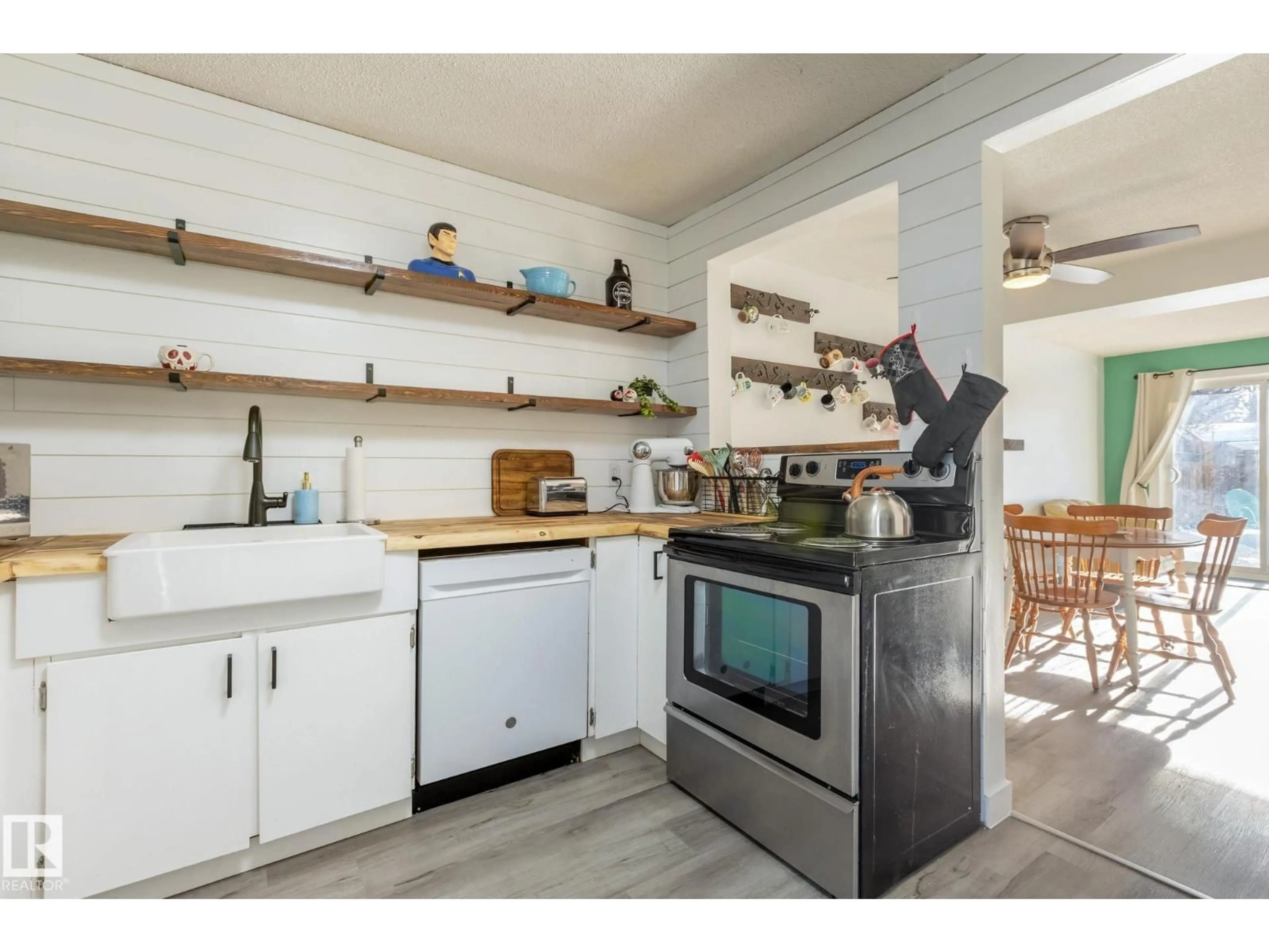 Unknown for 19 GREENFIELD ES, St. Albert Alberta T8N2G2