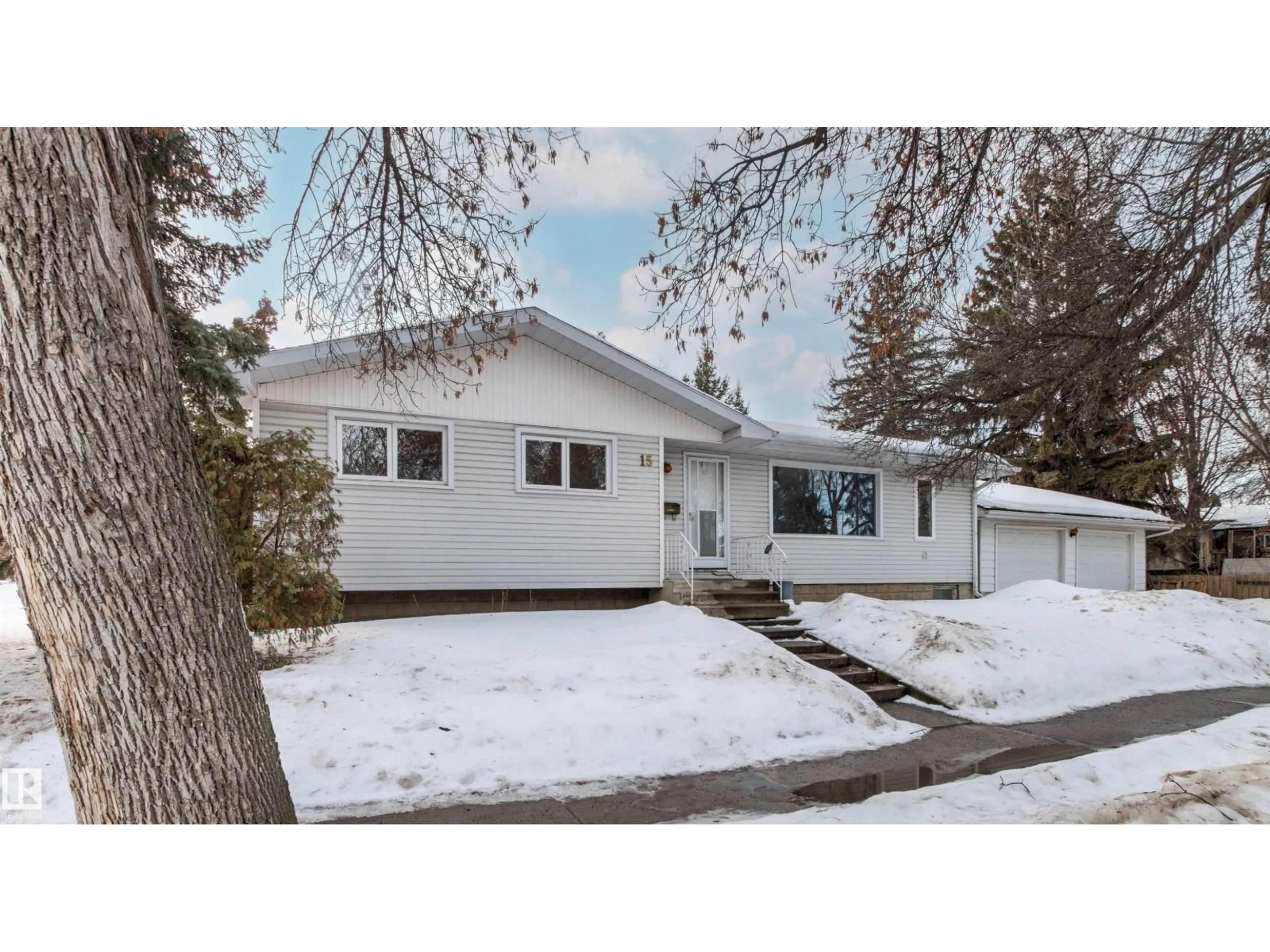 Home with vinyl exterior material, street for 15 ST VITAL AV, St. Albert Alberta T8N1K6