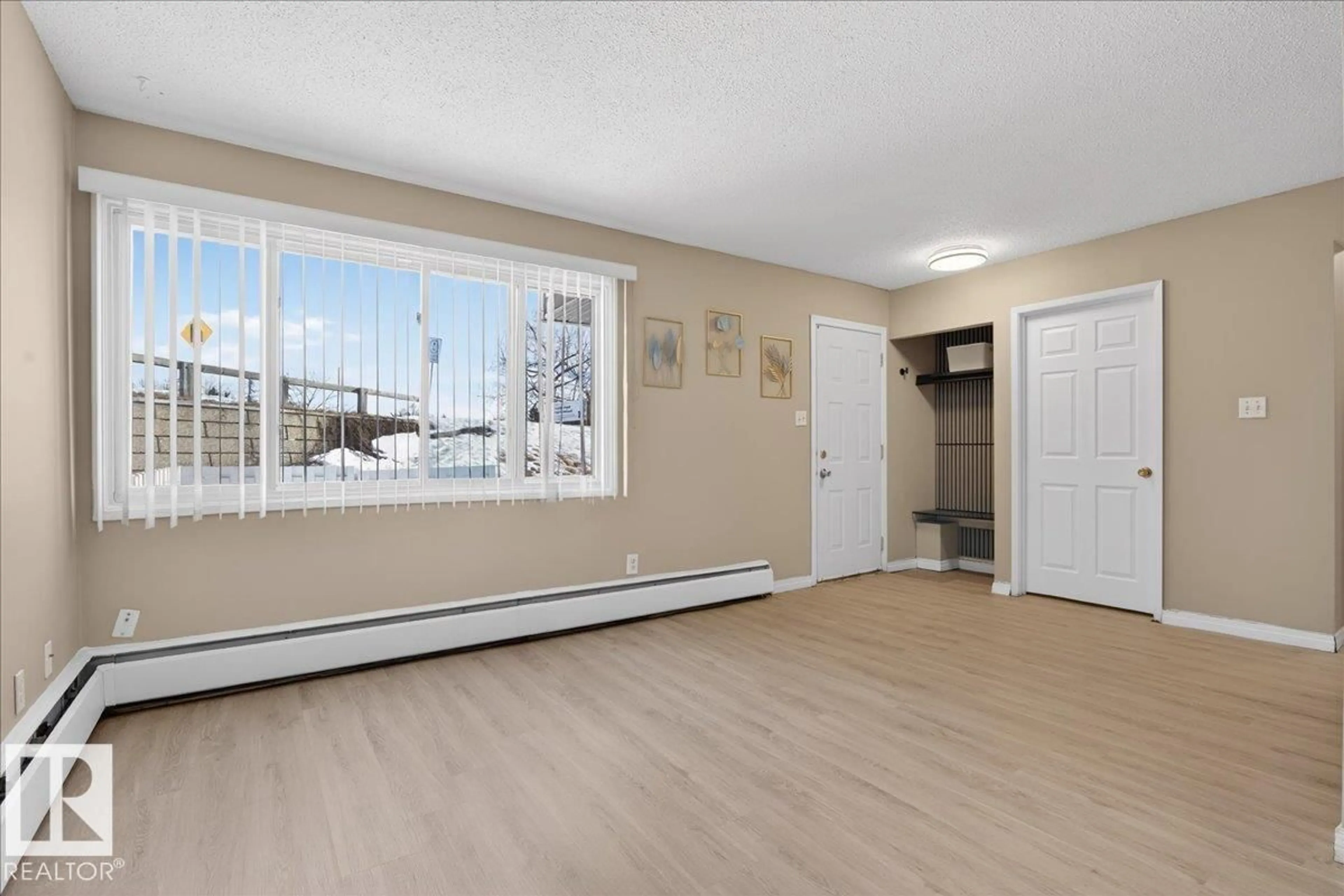 A pic of a room for #309 - 2908 116A AV, Edmonton Alberta T5W4R7