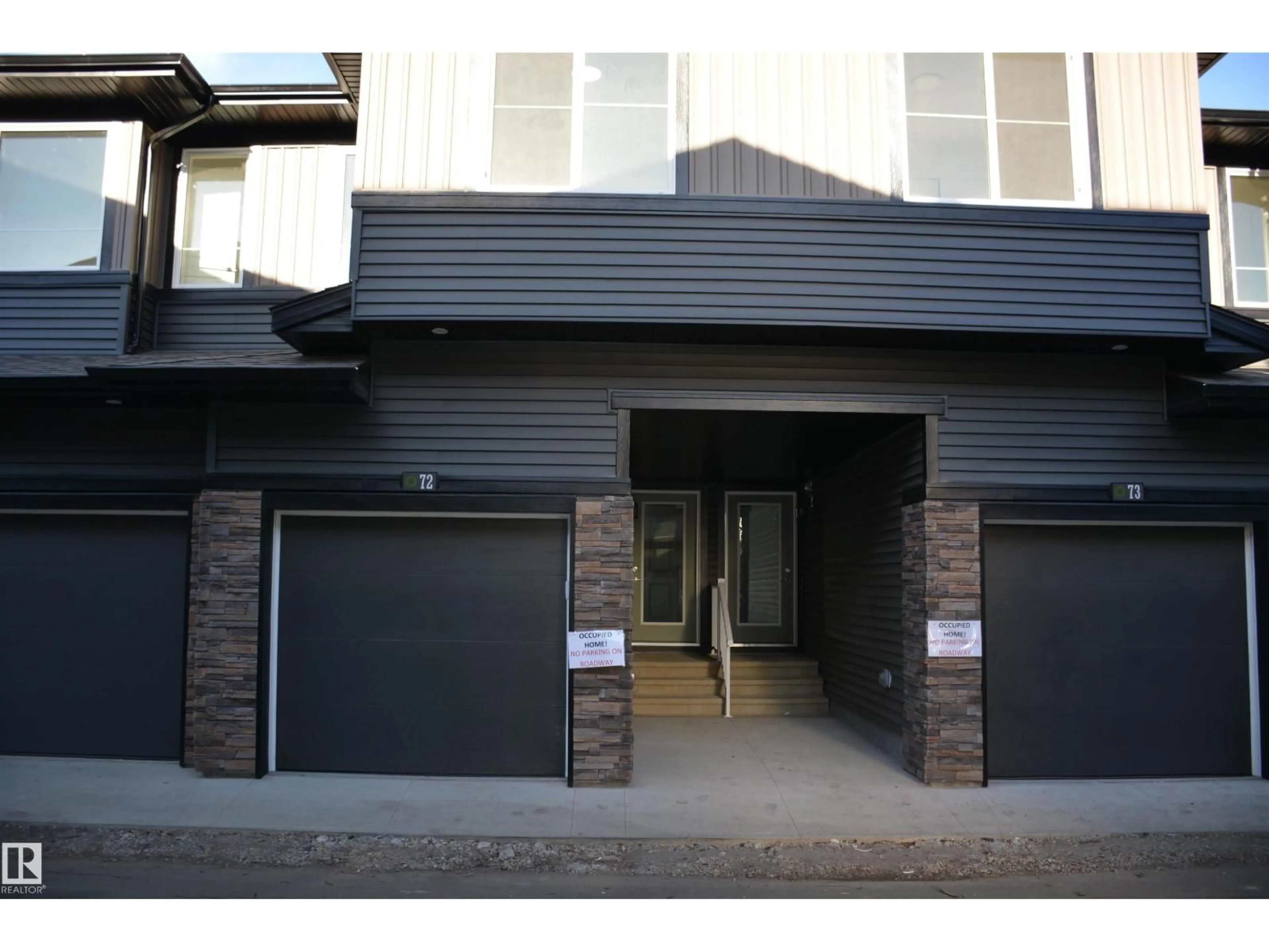 Indoor foyer for #72 - 2710 66 STREET, Edmonton Alberta T6X1A3