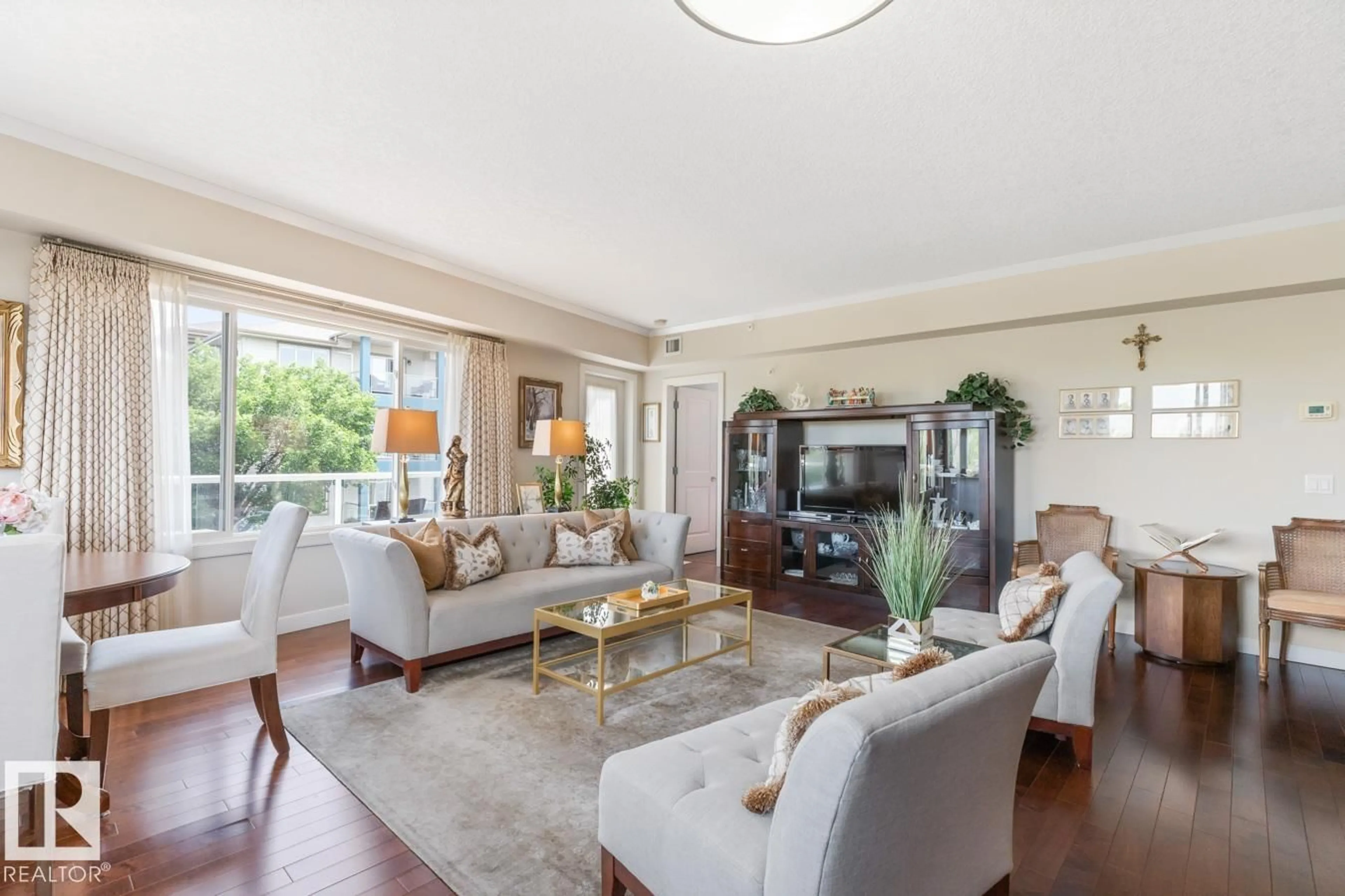 Living room with furniture, unknown for 308 CRYSTAL LN, Sherwood Park Alberta T8H0P2