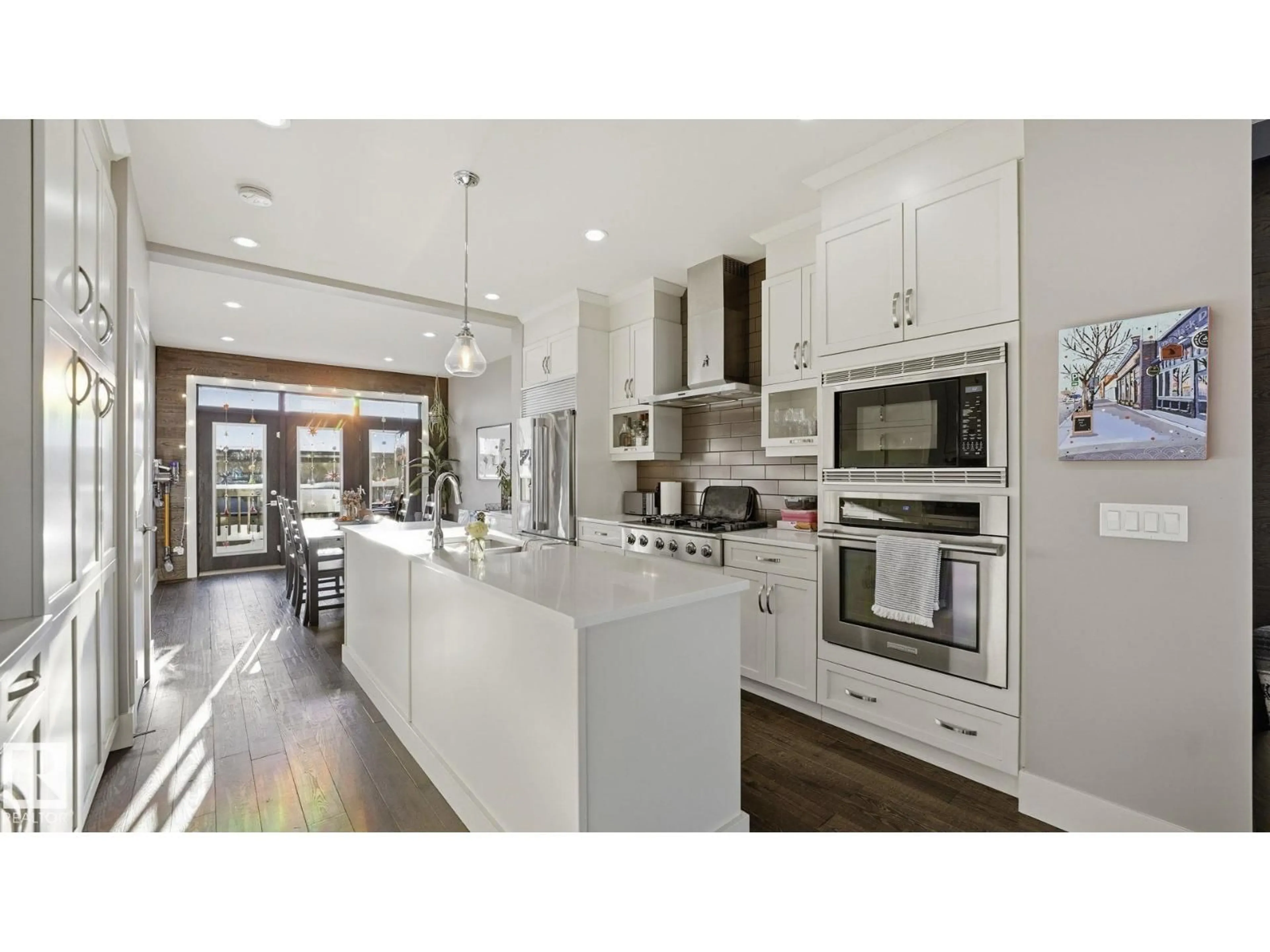Open concept kitchen, unknown for 11331 76 AV, Edmonton Alberta T6G0K3
