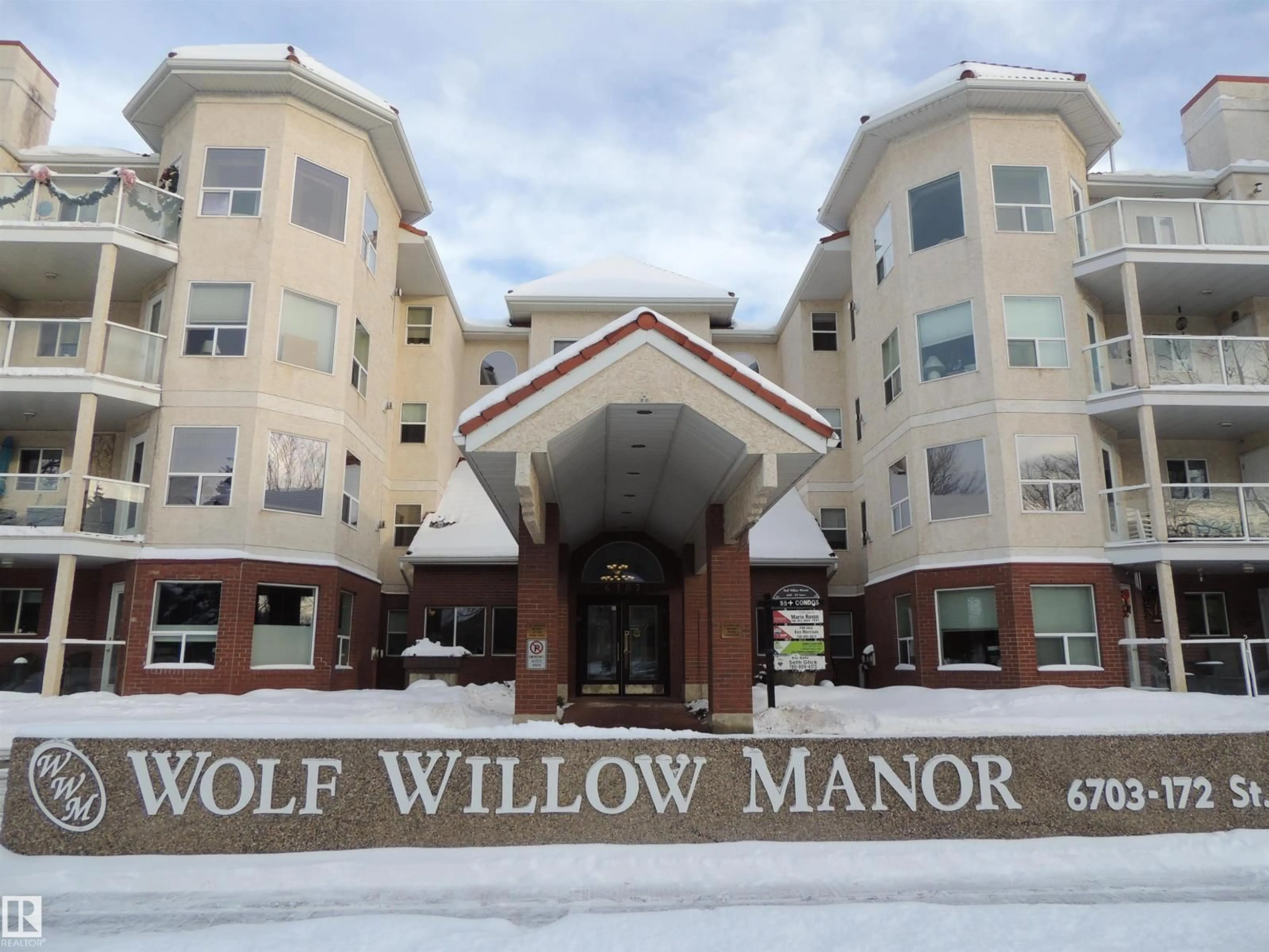 Indoor foyer for #120 - 6703 172 ST, Edmonton Alberta T5T6H9