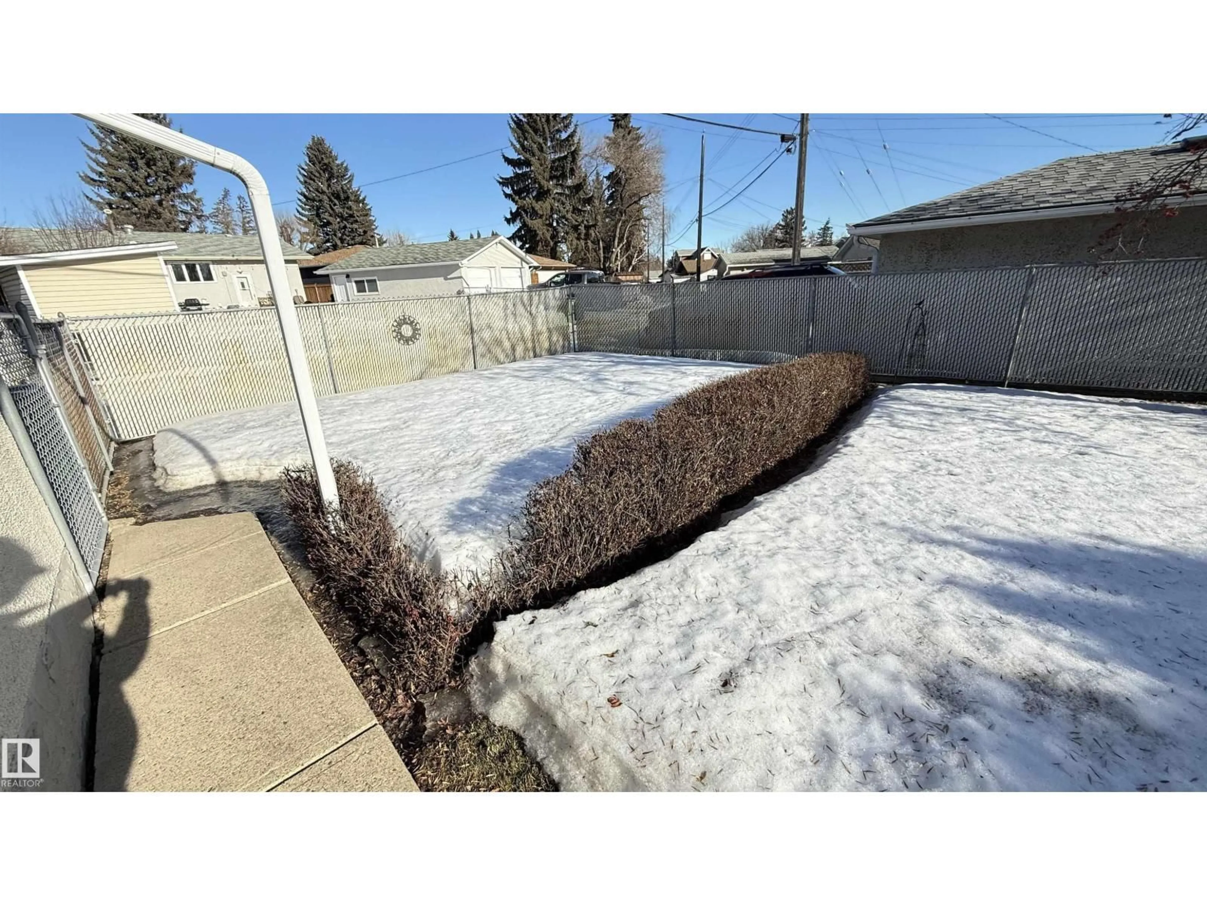 Patio, street for 4608 102 AV, Edmonton Alberta T6A0M7