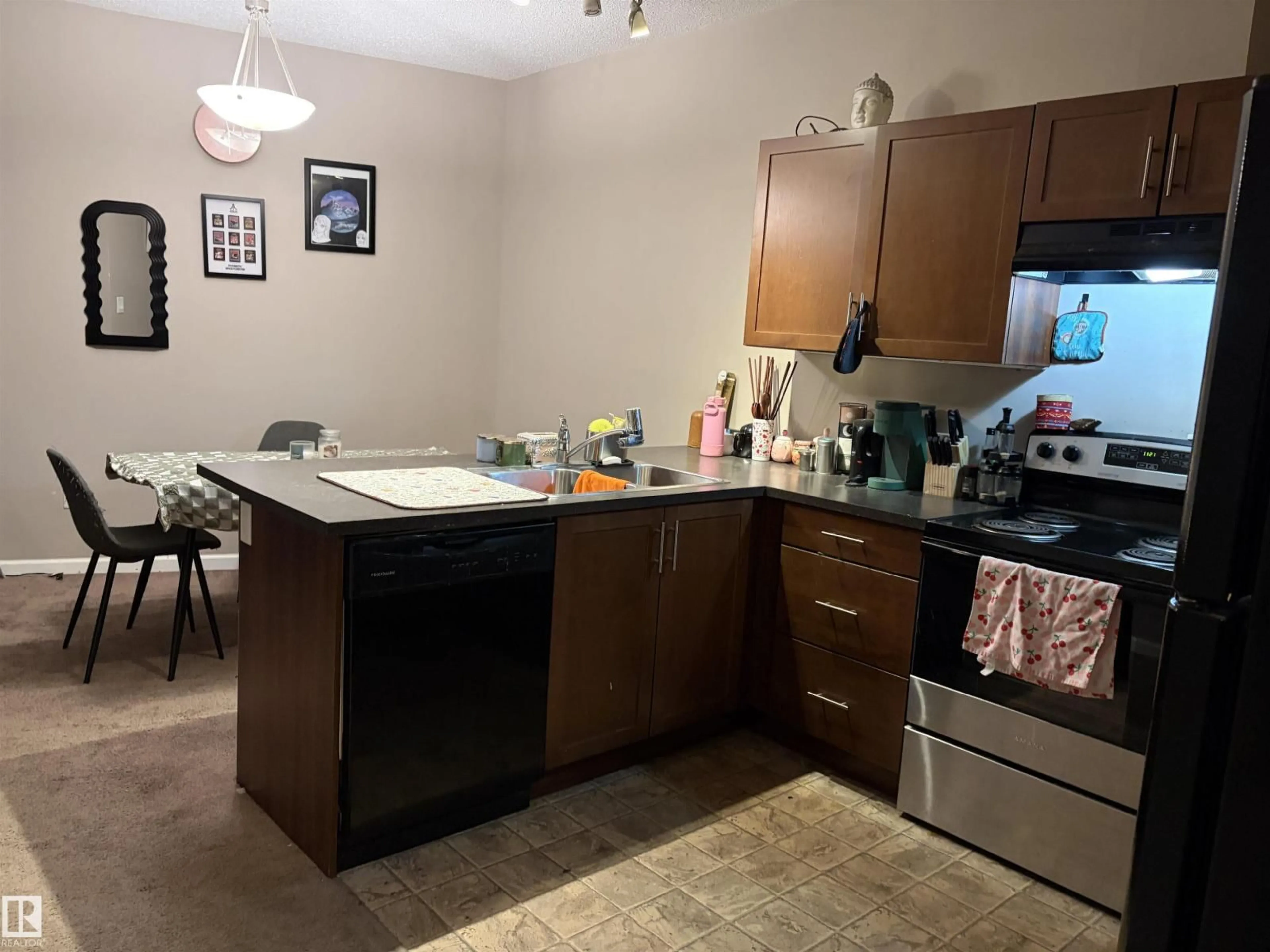 Standard kitchen, floor is not visible for 105 - 5302 51 STREET, Bonnyville Town Alberta T9N2E3
