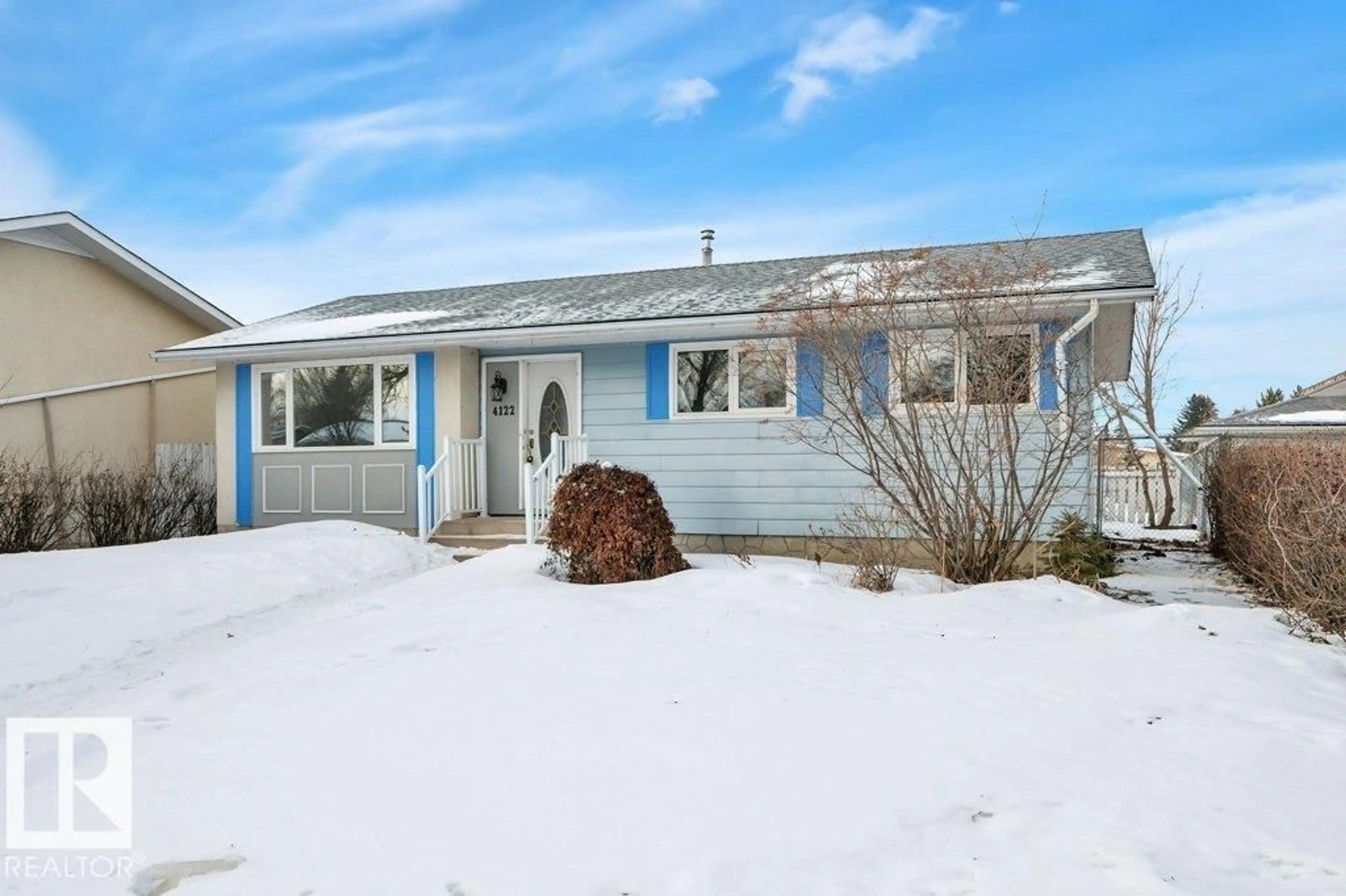 Home with vinyl exterior material, street for 4122 46 ST, Leduc Alberta T9E4Z5